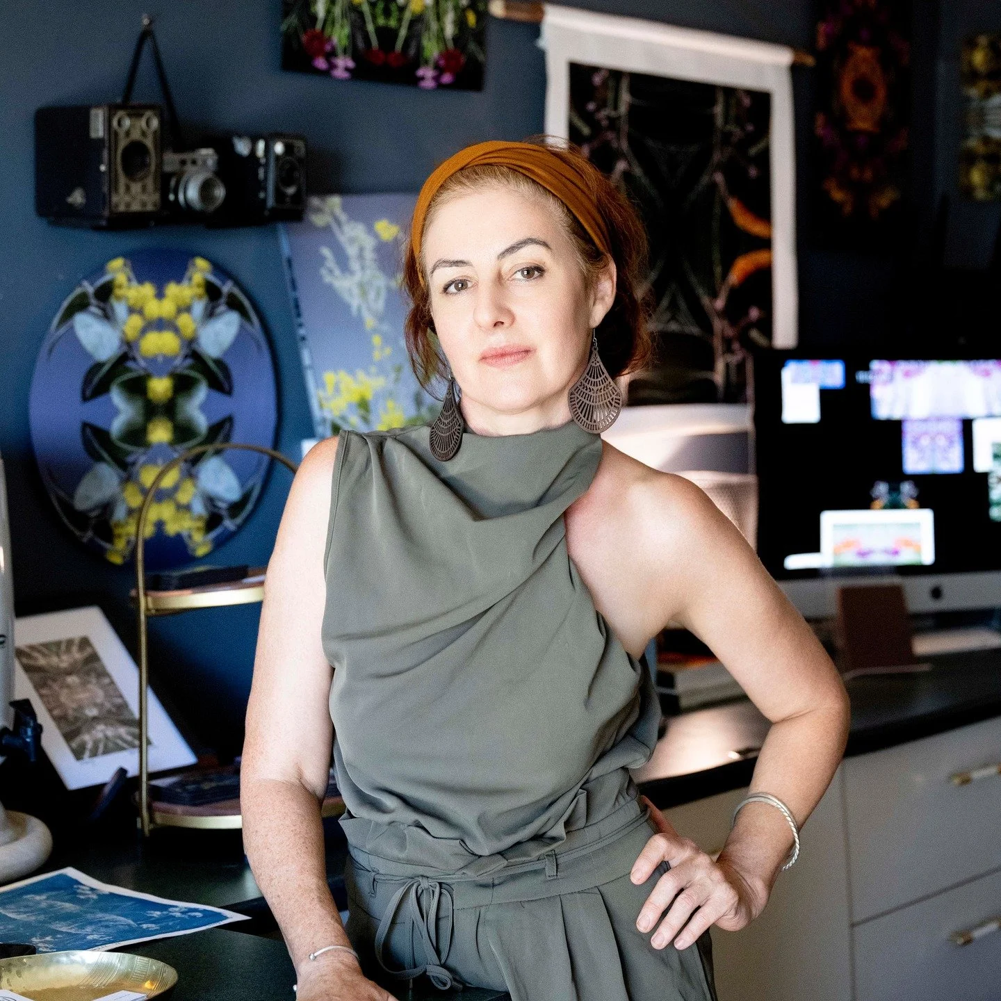 Well well what a start to the year! So I have transformed the studio walls from Portraits to Art. DM me if you would like to organise a pop in and cuppa! 

Thanks to the energetic and amazing @marlenesfx for the profile pic! 

#galleryspace #artonwal