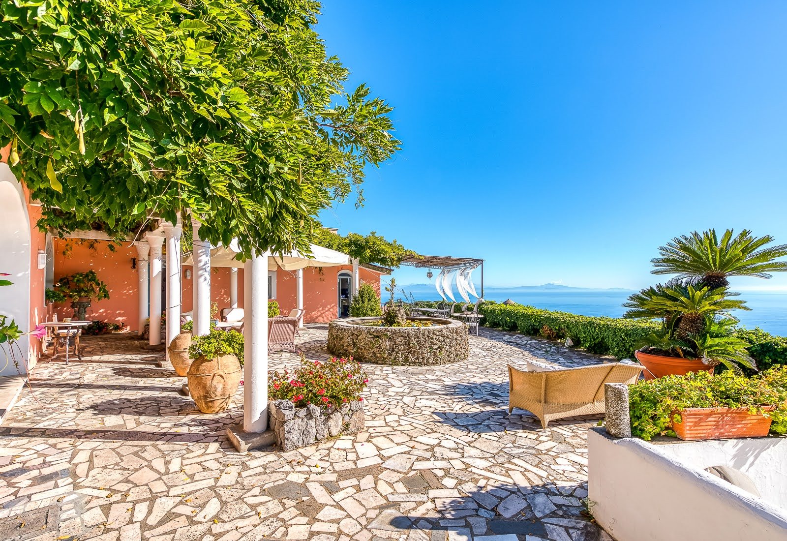 incantevole-villa-con-piscina-vista-mare194_xxl.jpg