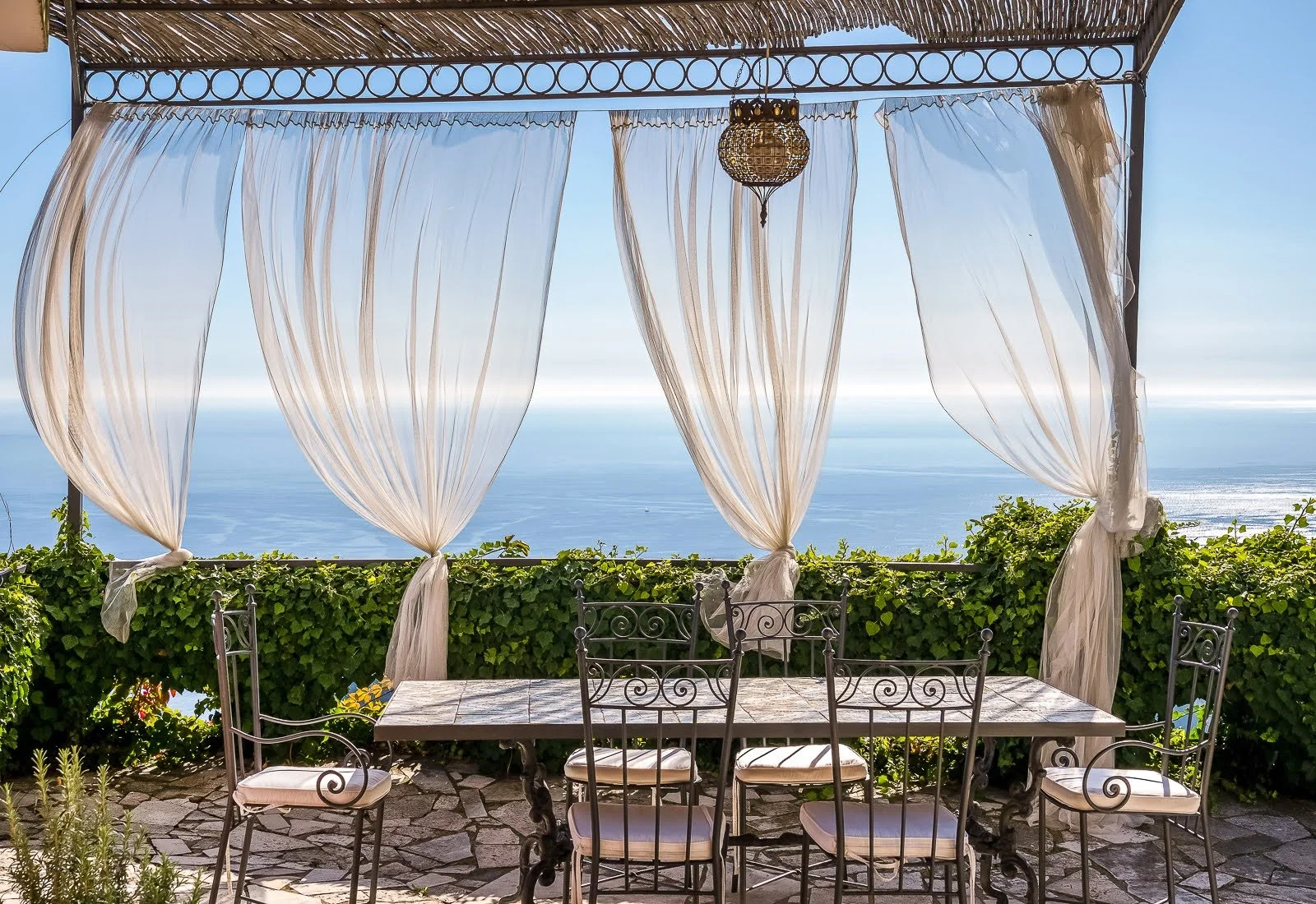 incantevole-villa-con-piscina-vista-mare154_xxl.jpg