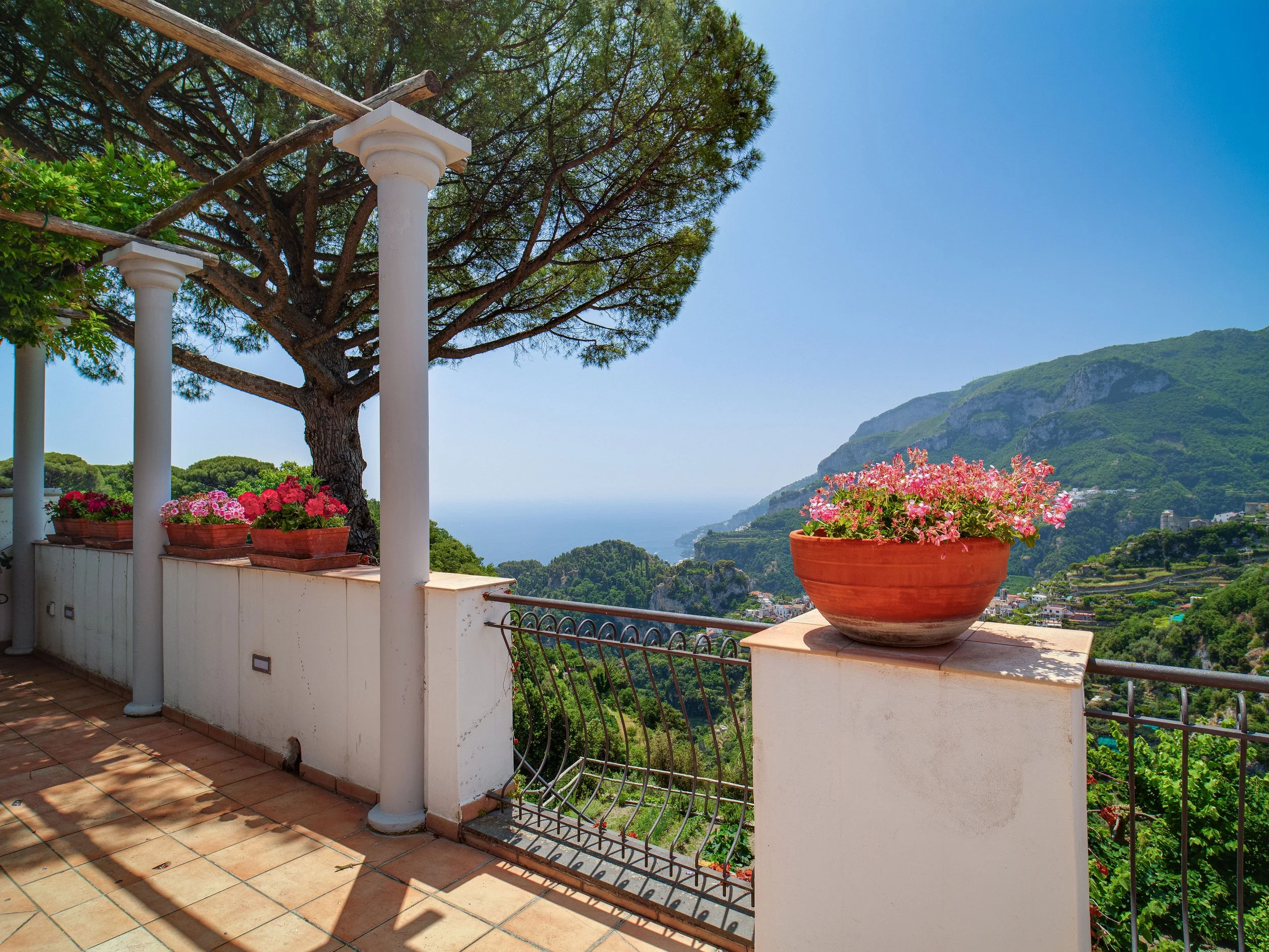 18. Terrazzo vista bella.jpg