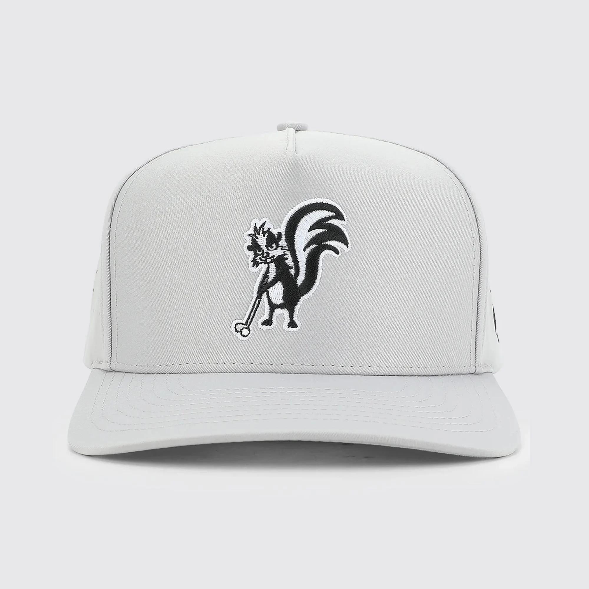 Waggle Stinkin' It Up hat, front view, light grey with skunk golfer embroidery