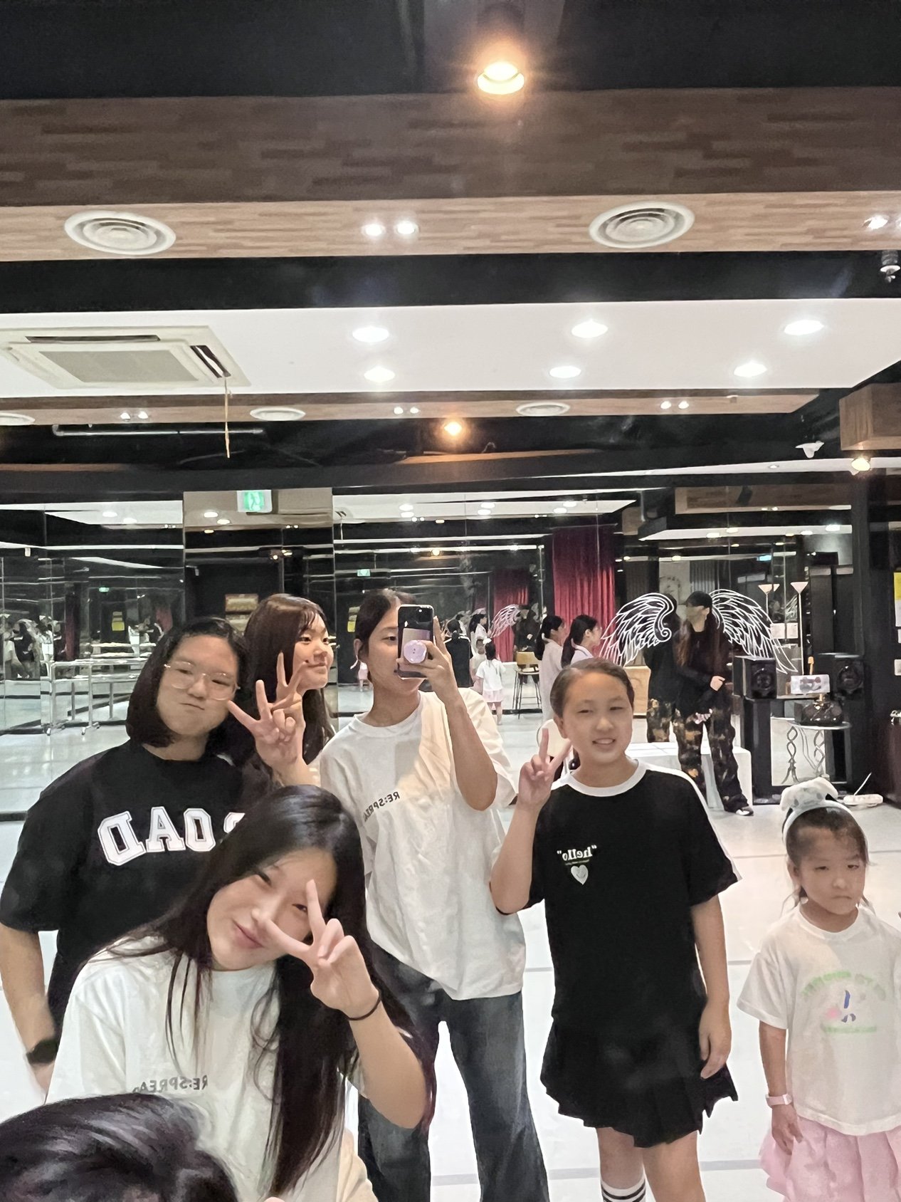 Copy of KakaoTalk_Moim_dk7AdcODTwIvynO2SpflWmcfirD3gP.jpg