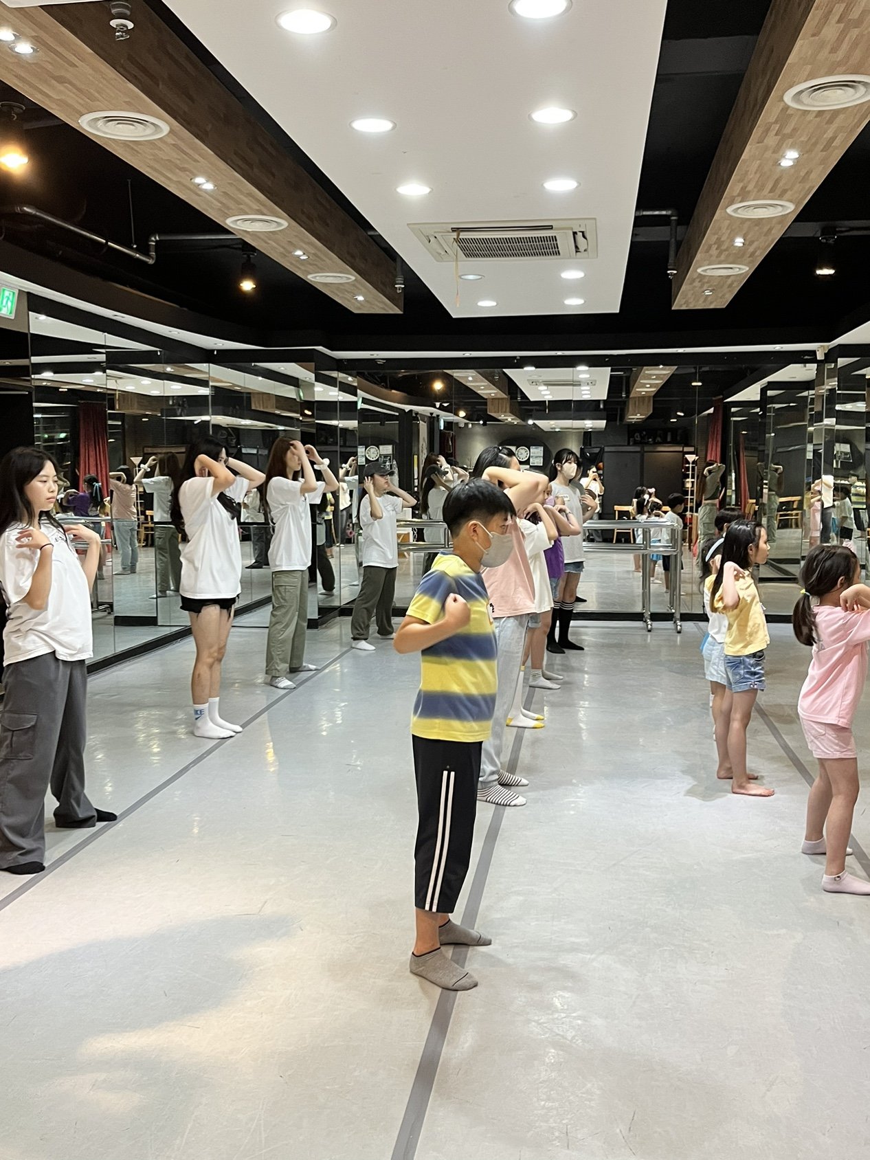 Copy of KakaoTalk_Moim_dk7AdcODTwIqOjyhEnO55NEiYLlhz8.jpg