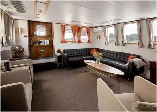 Survey Lounge 1.jpg