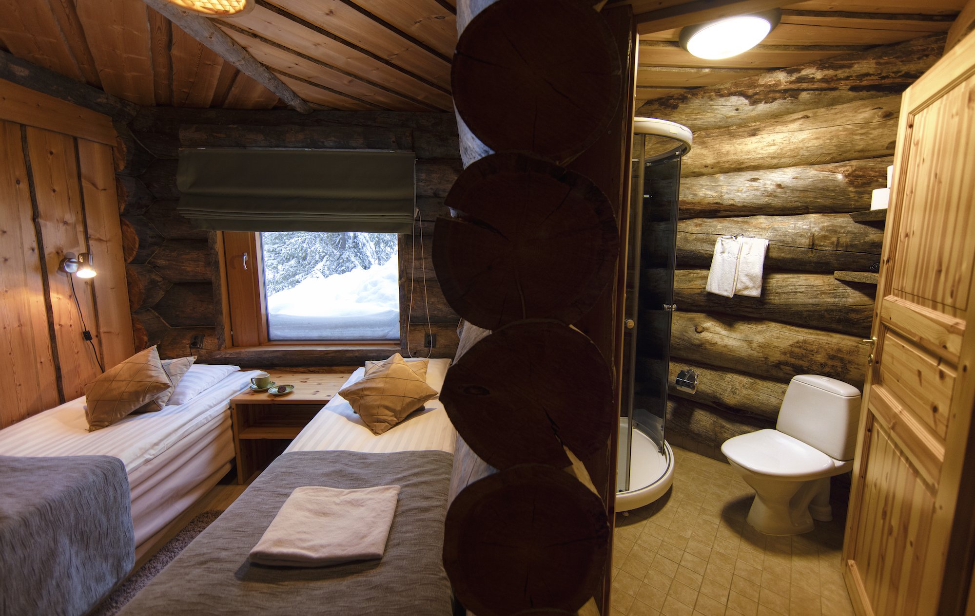 rukan-salonki-12-bedroomensuite2-web.jpg