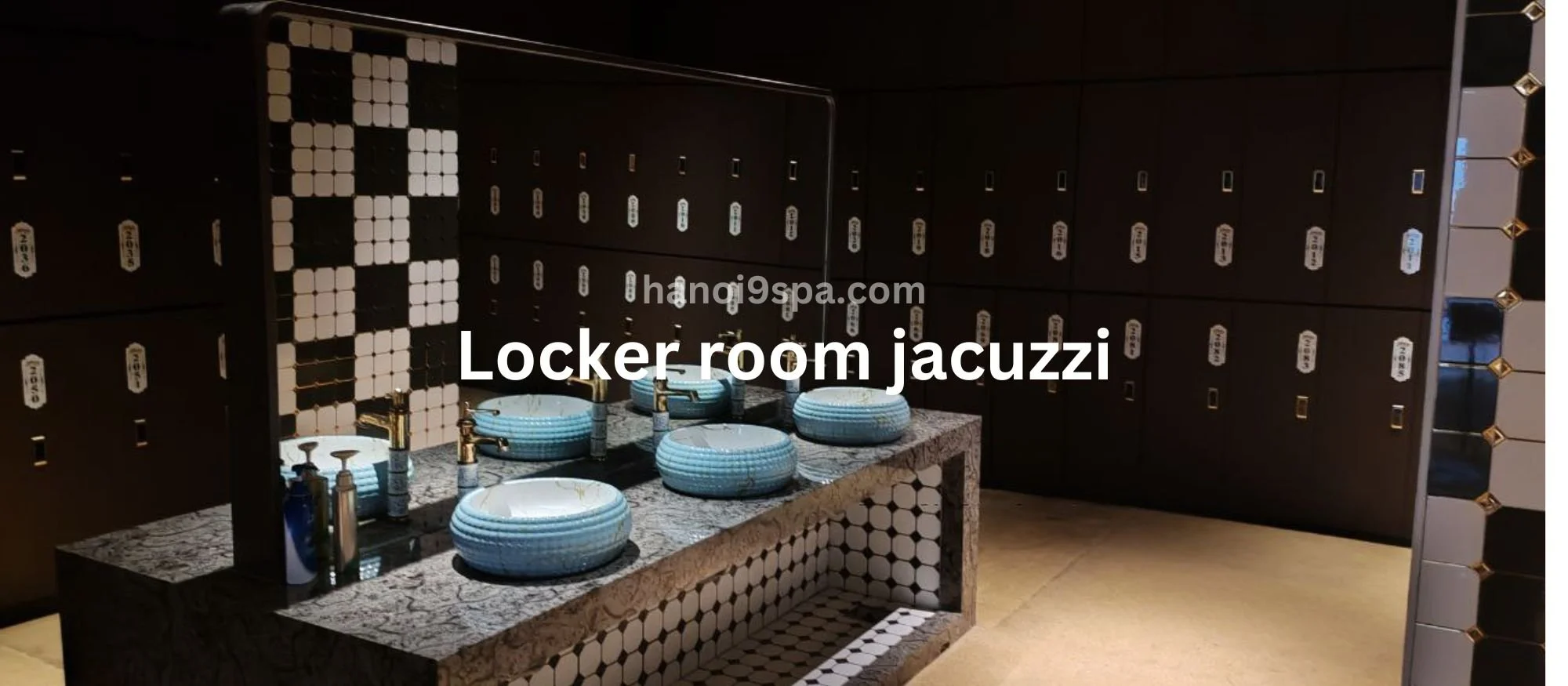 hanoi9spa locker room.jpg