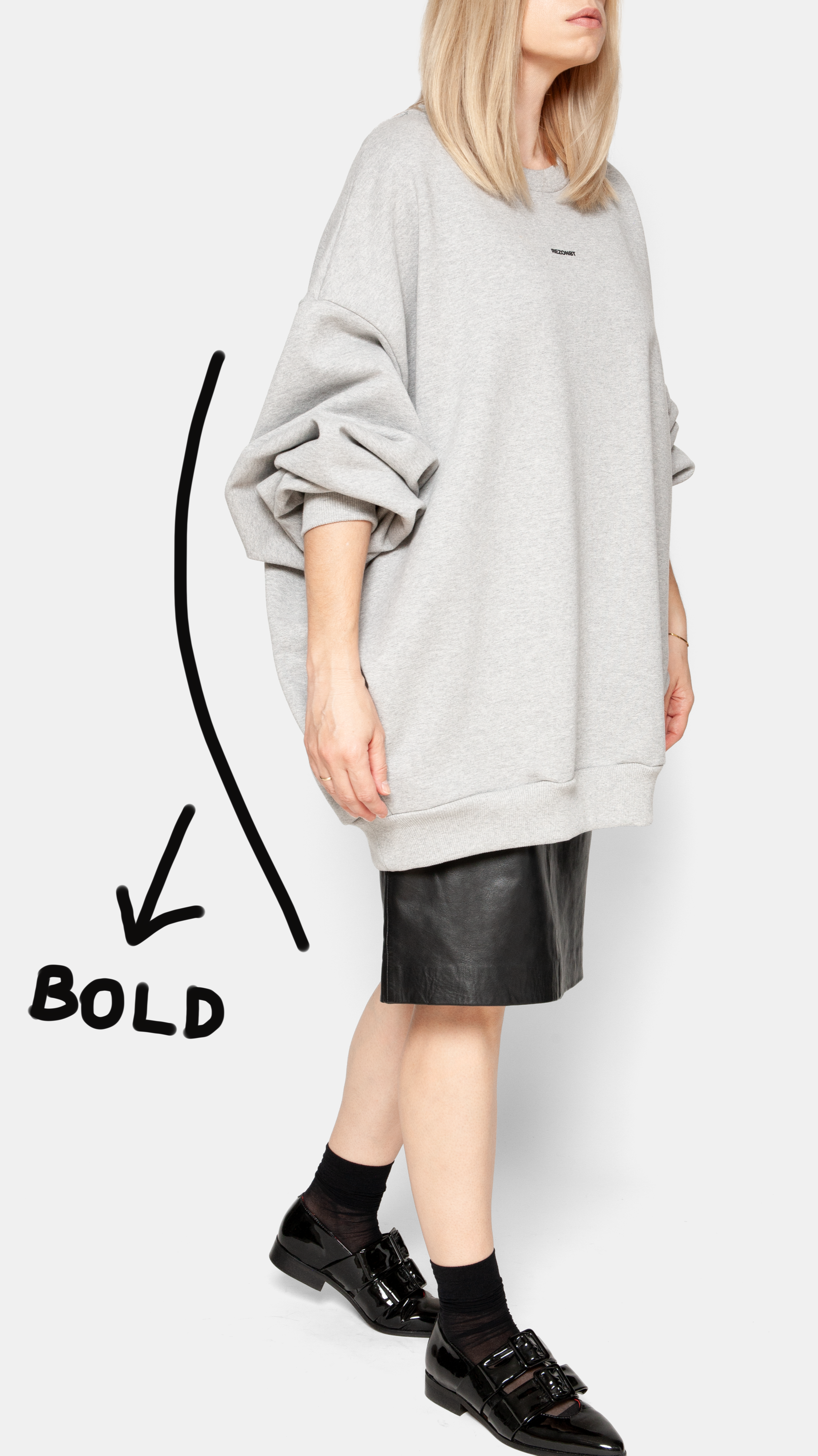 Premium elegant oversized sweatshirt in organic cotton