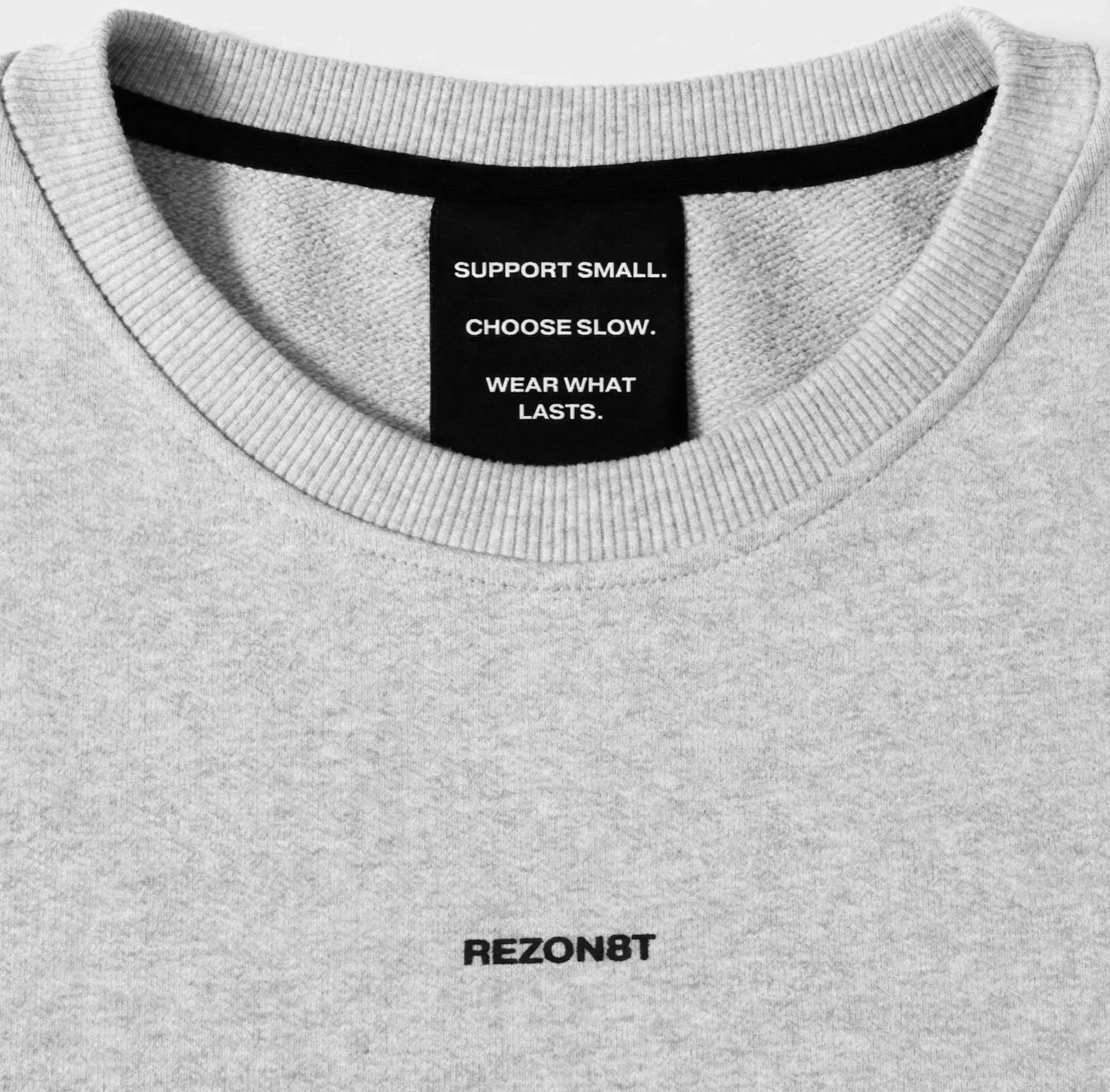 grey oversized sweathirt