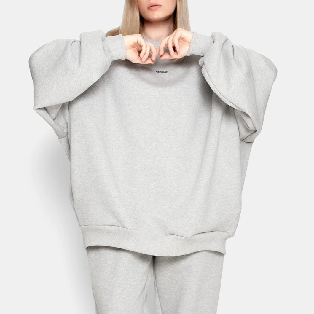 Limitierte Auflage des übergroßen Sweatshirts für Frauen