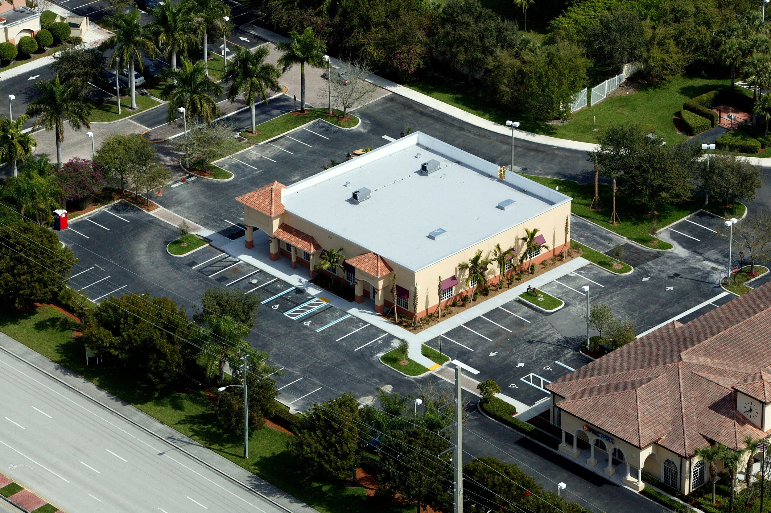 <strong>SAN MARCO MEDICAL</strong><a>SEE PROJECT →</a>