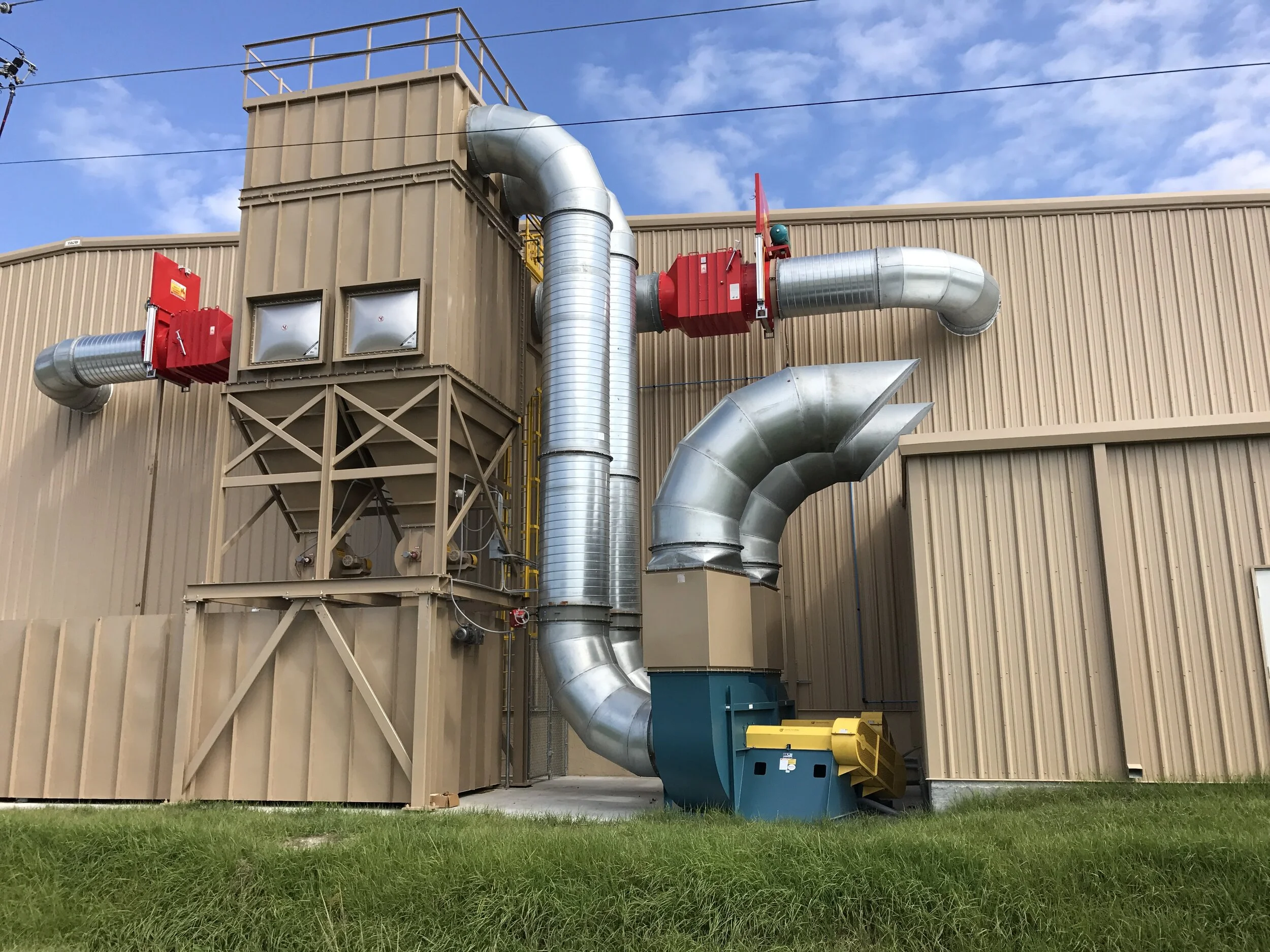 <strong>ALL WOOD CABINETRY</strong><a>SEE PROJECT →</a>