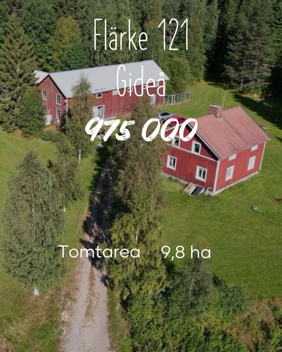 Fl&auml;rke 121, en idyllisk g&aring;rd om 10 hektar i hj&auml;rtat av Gide&aring;, perfekt f&ouml;r dig som s&ouml;ker ett rofyllt boende eller fritidshus. H&auml;r kombineras lantlig charm med moderna bekv&auml;mligheter, omgiven av natursk&ouml;n 