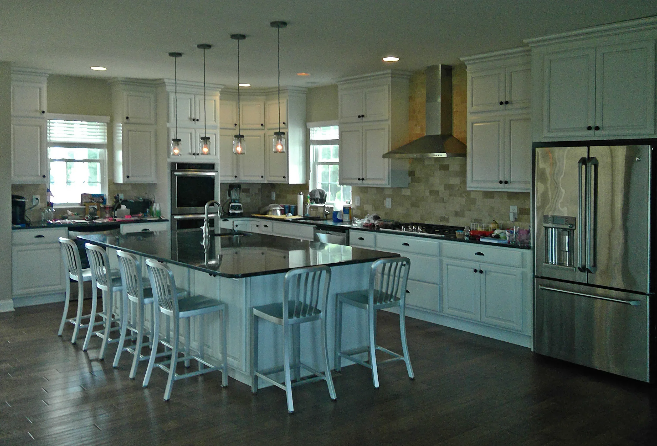 Kitchen with center island