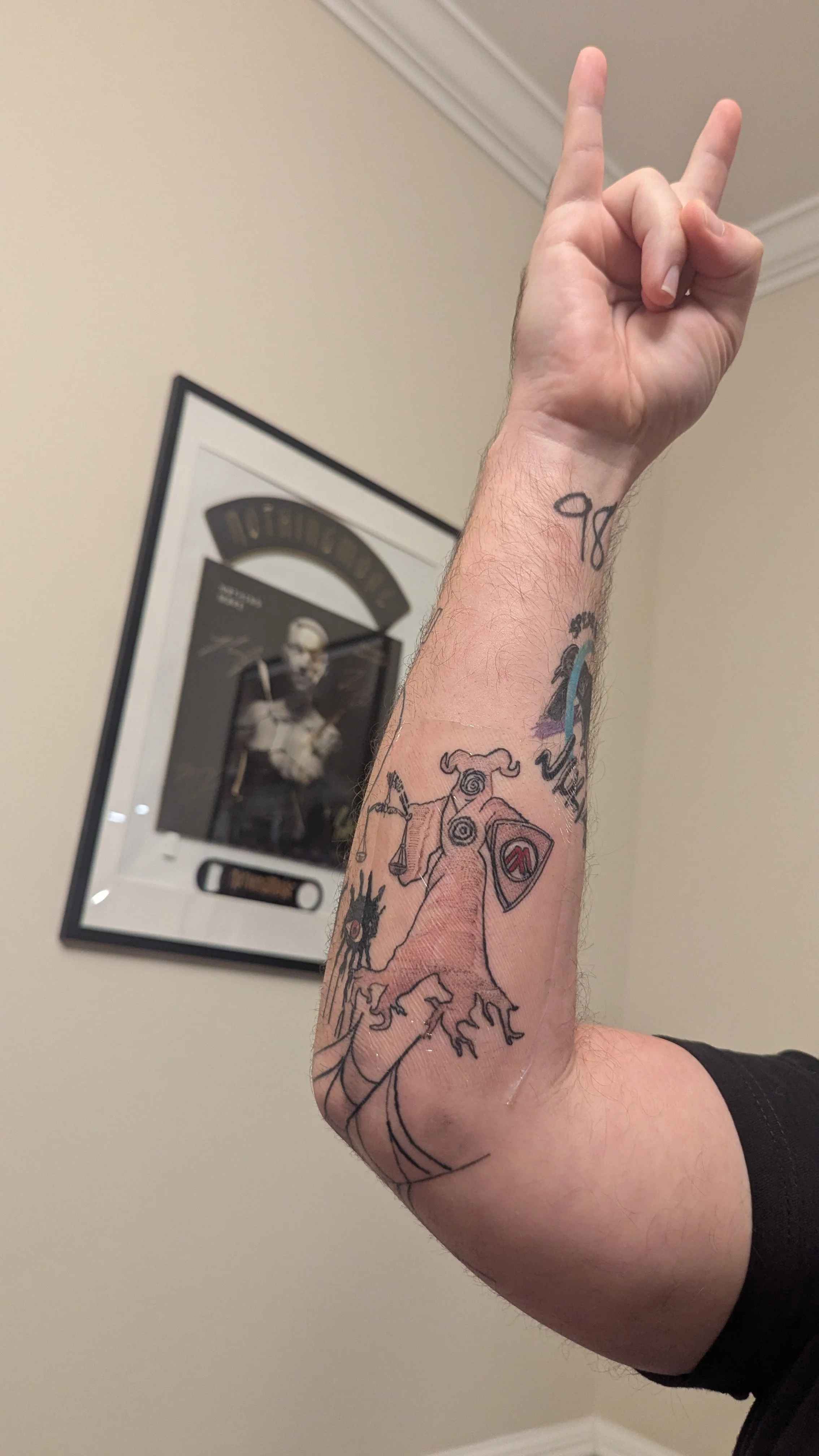 PXL_20250715_225652437.MP (1).jpg