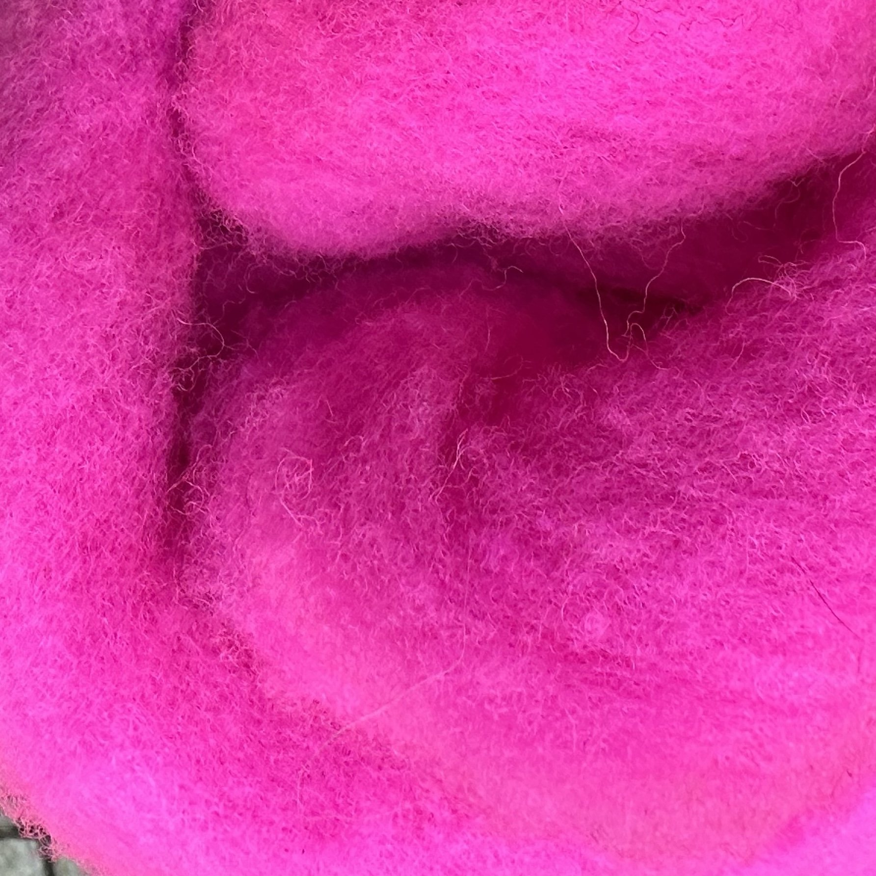 Canadian wool - hot pink