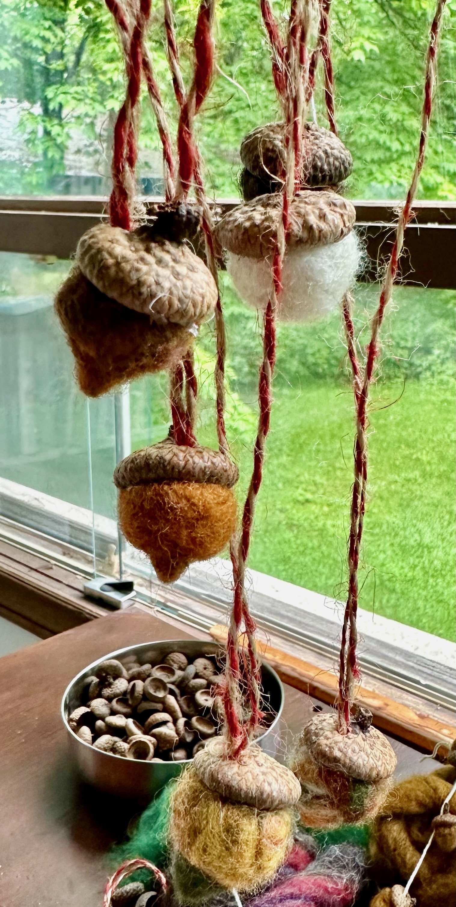 Acorn Garland