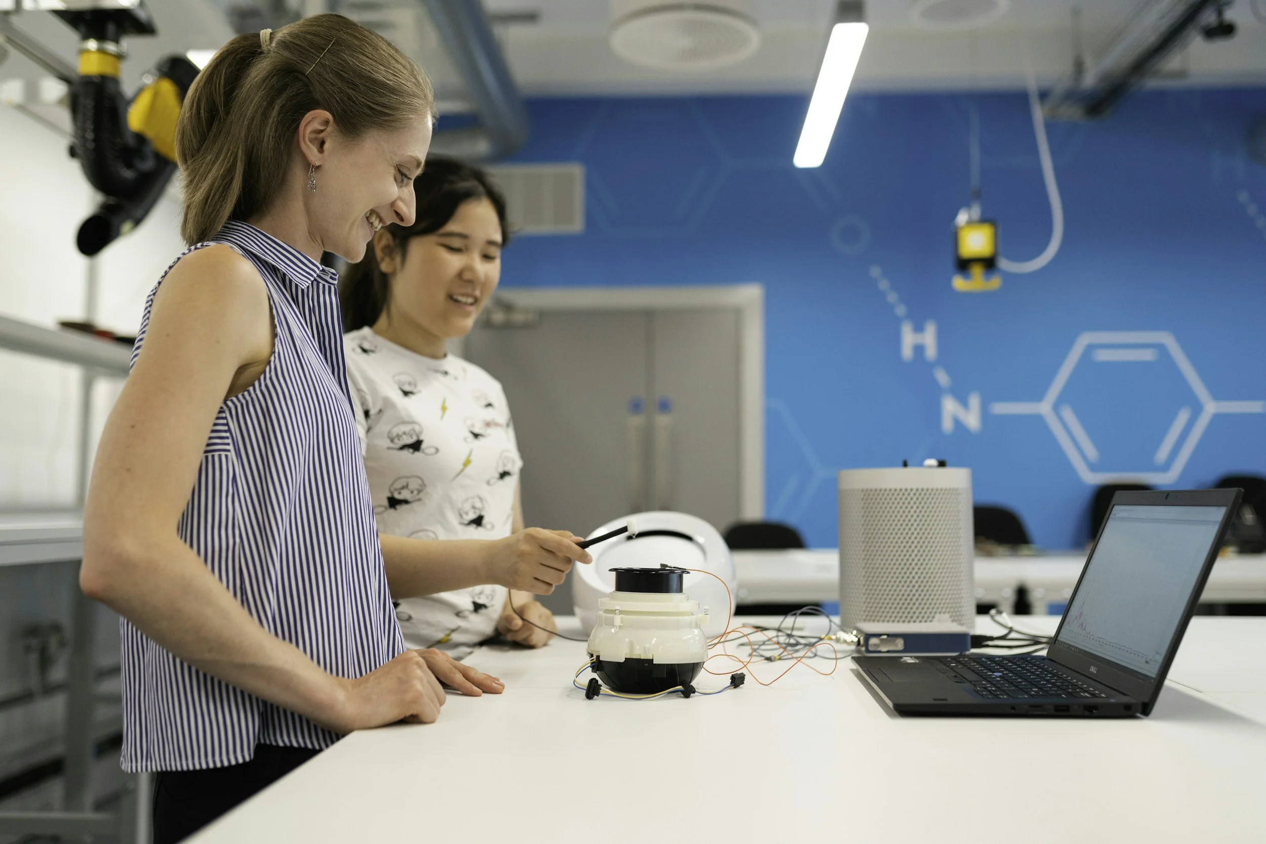 MRes scholarships for international students in the UK (January 2026)