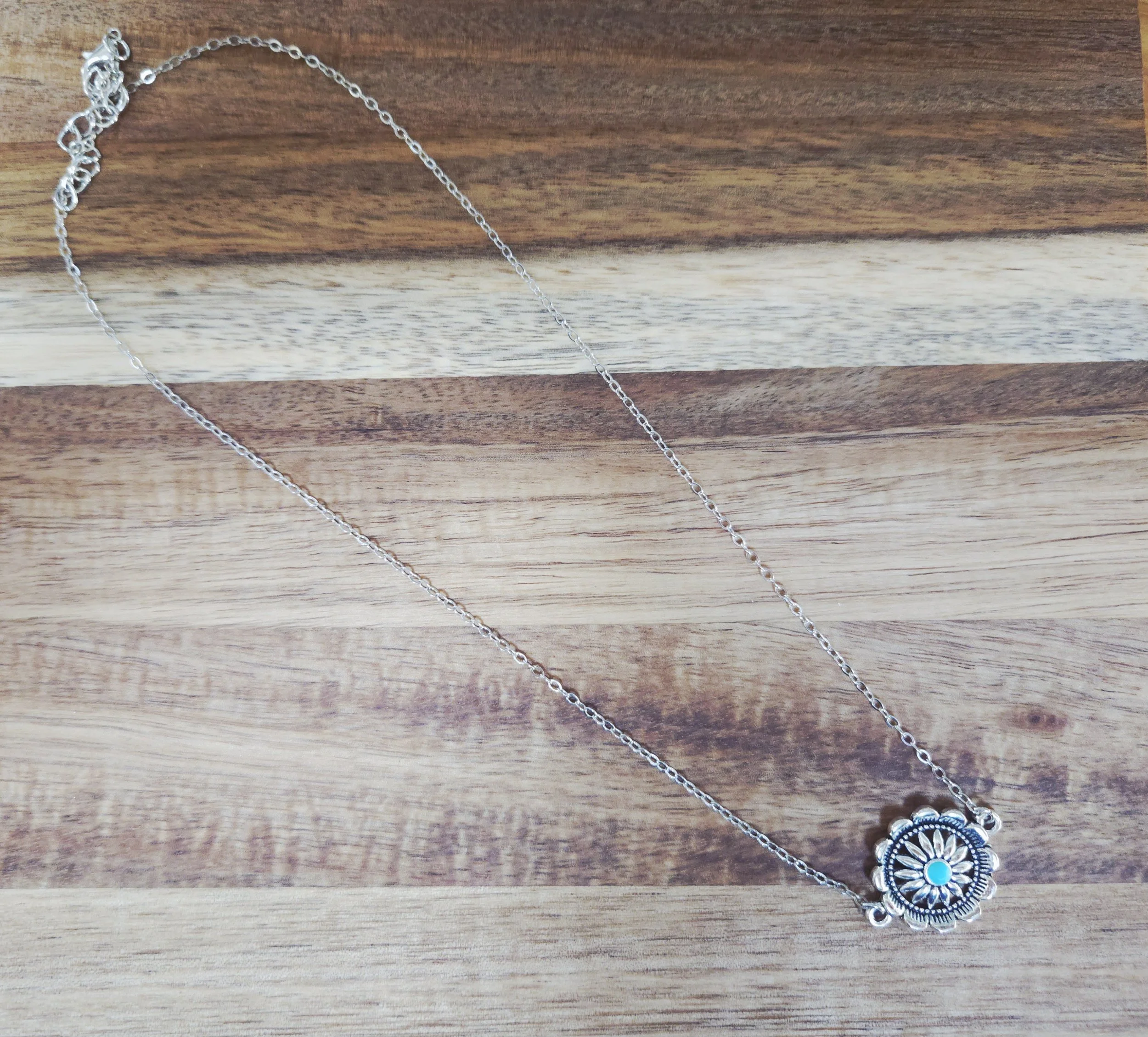 Silver Bloom Concho Necklace – 16"