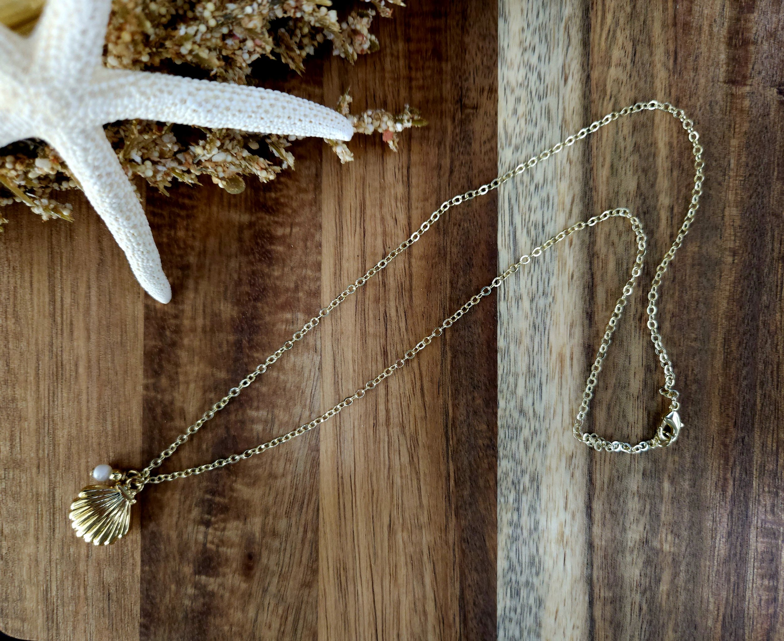 Golden Shoreline Necklace
