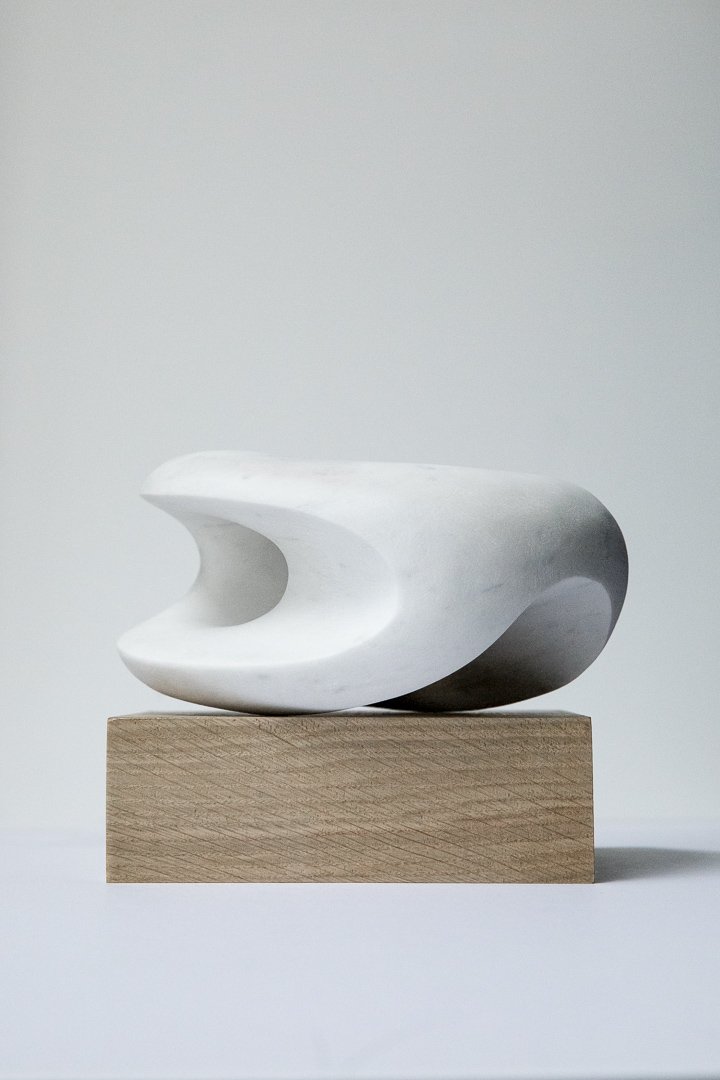 'Synsi II', Carrara marble on oak base, 16cm x 19cm x 14cm inc base, 2024