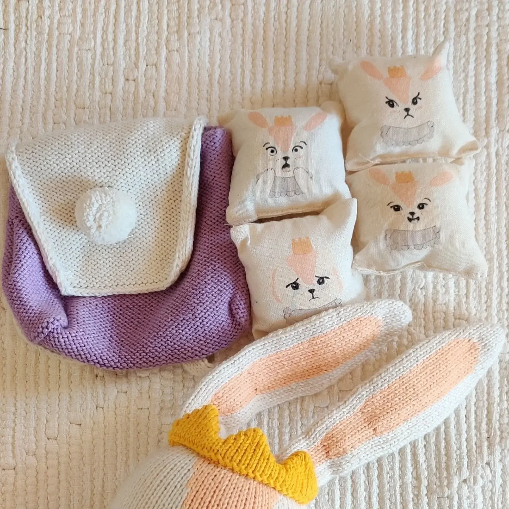 Sac à dos des émotions Montessori – Qori la lapine