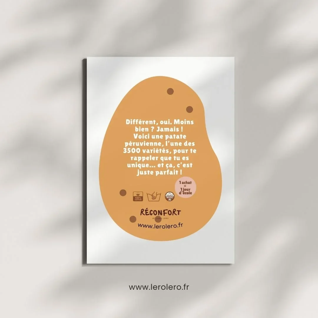 Carte représentant une pomme de terre péruvienne proposée avec le coussin pour célébrer une personne unique