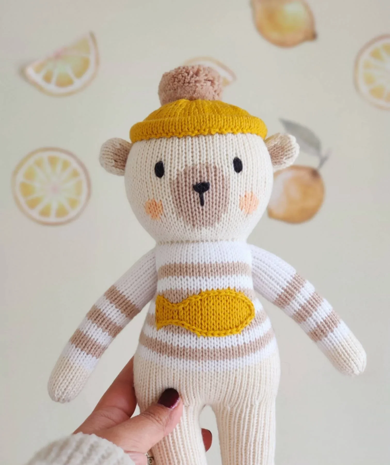 Yaruc, l'ours polaire protecteur, doudou artisanal en coton