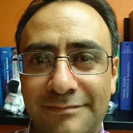 Image of Dr. Alejandro Aceves