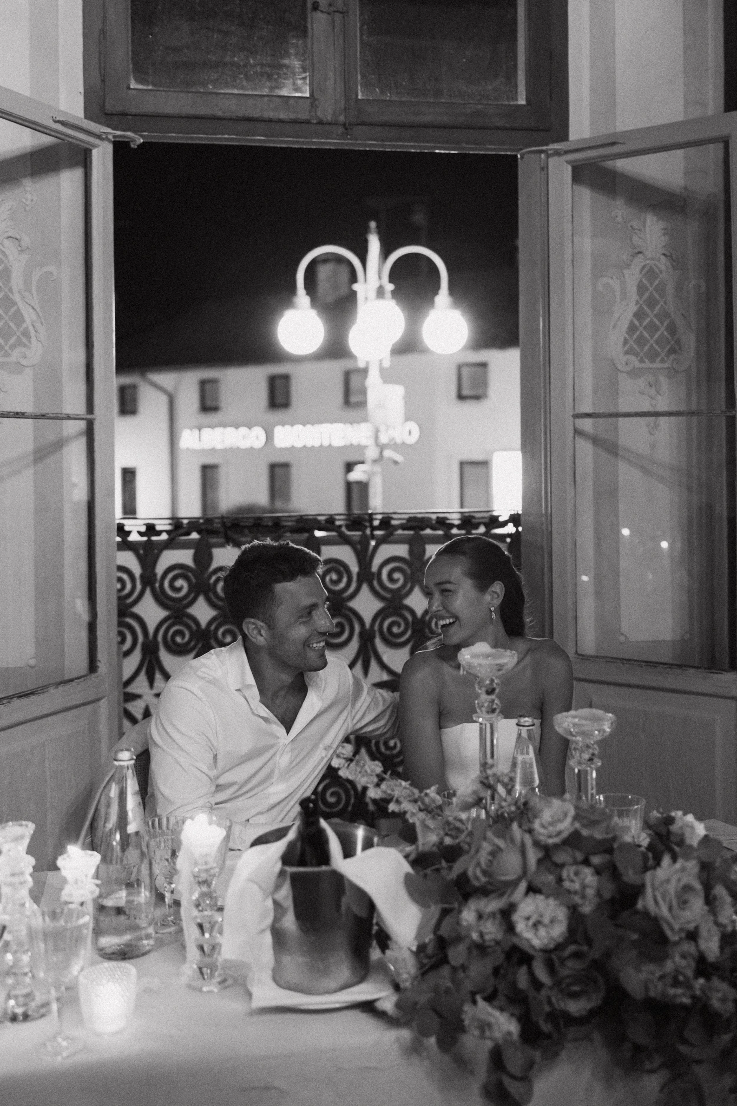 Sophia+Nick-Italy-Destination-CincinnatiWeddingPhotographer-Film-35mm-120-9355-2.jpg