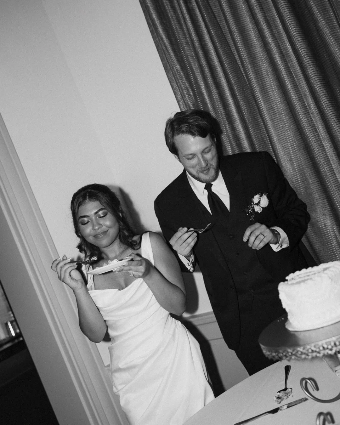 The happiest bites of the night 🍰✨