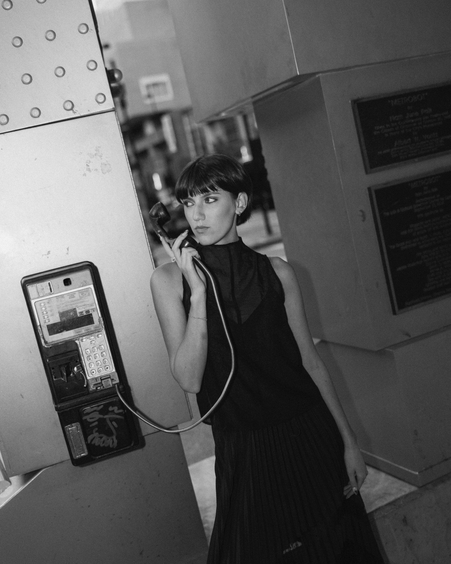 Cana is the chicest person I&rsquo;ve ever met, and had a vision of something not so typical for her senior photos. I absolutely loved her vibes, and her gallery has become one of my favorites. Mix of film and digital.