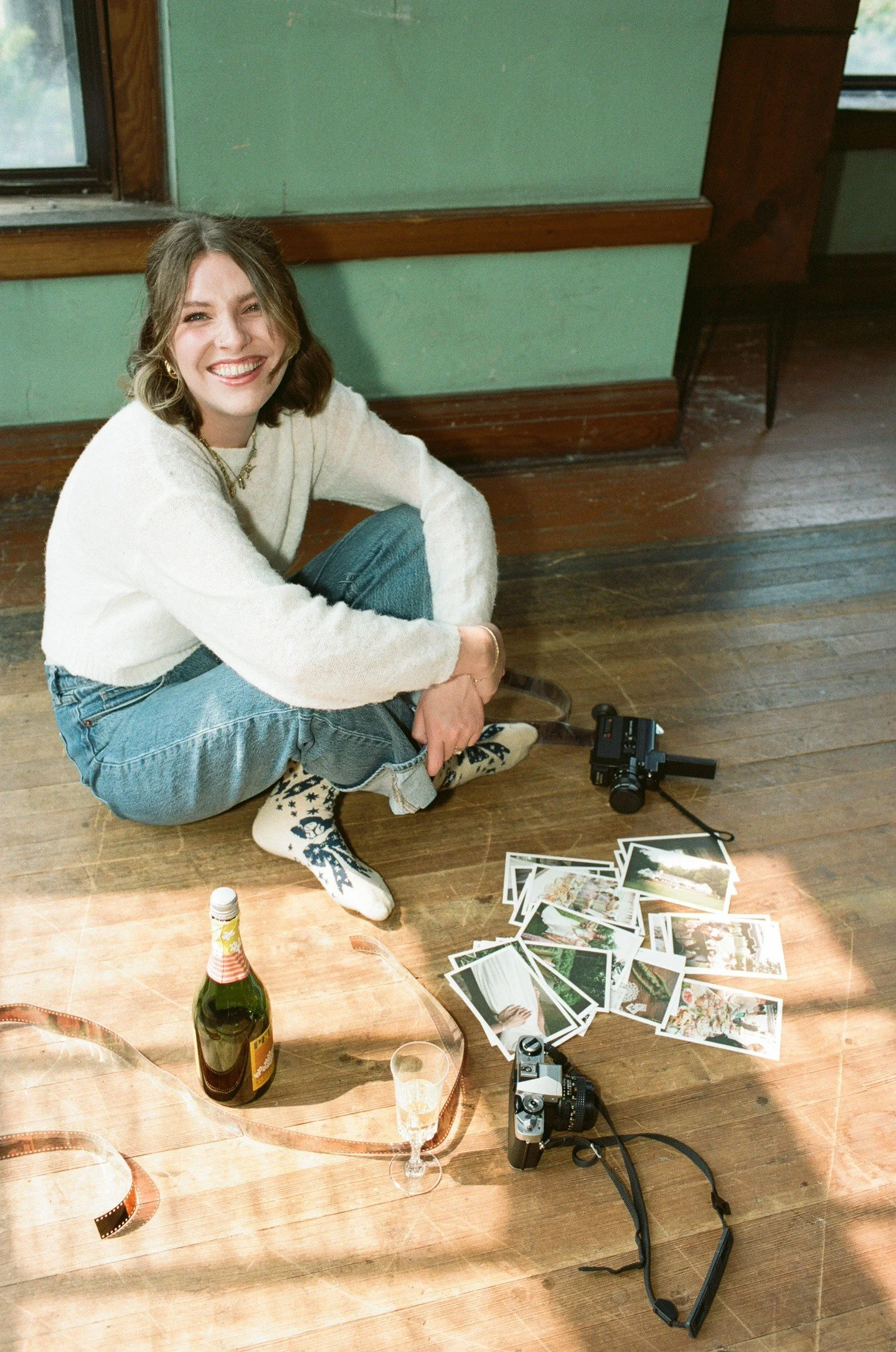 Hi, it&rsquo;s me! Took a little social media hiatus for the holiday season, and I hope you all had a restful and joyful end to your 2025. So excited for all of my 2026 couples this year! I&rsquo;m fully booked for weddings this year, but my 2027 boo