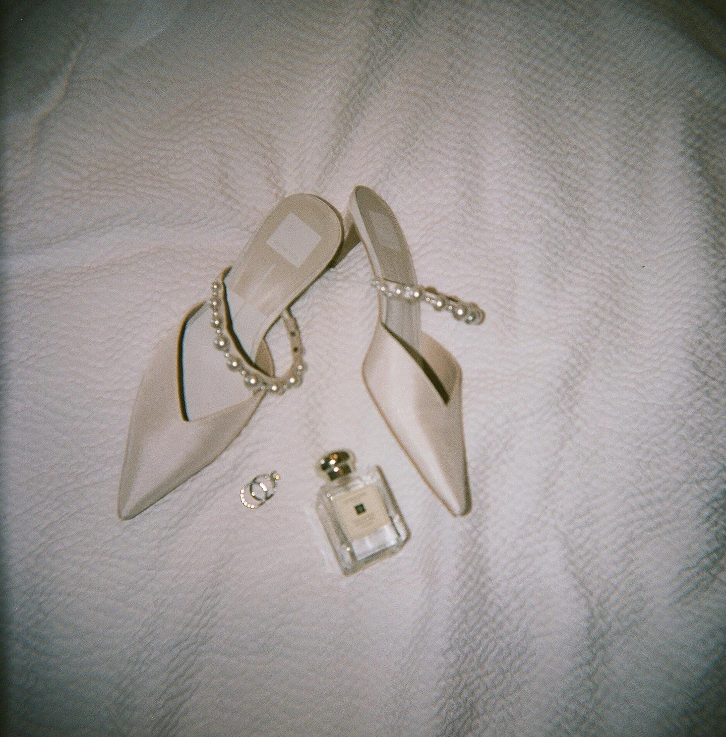 Pinterest is great for inspiration, not budgeting. I&rsquo;ve seen so many couples feel discouraged because their real-life budget doesn&rsquo;t match what they&rsquo;re seeing online. The truth? Most of those weddings are styled shoots, sponsored, o