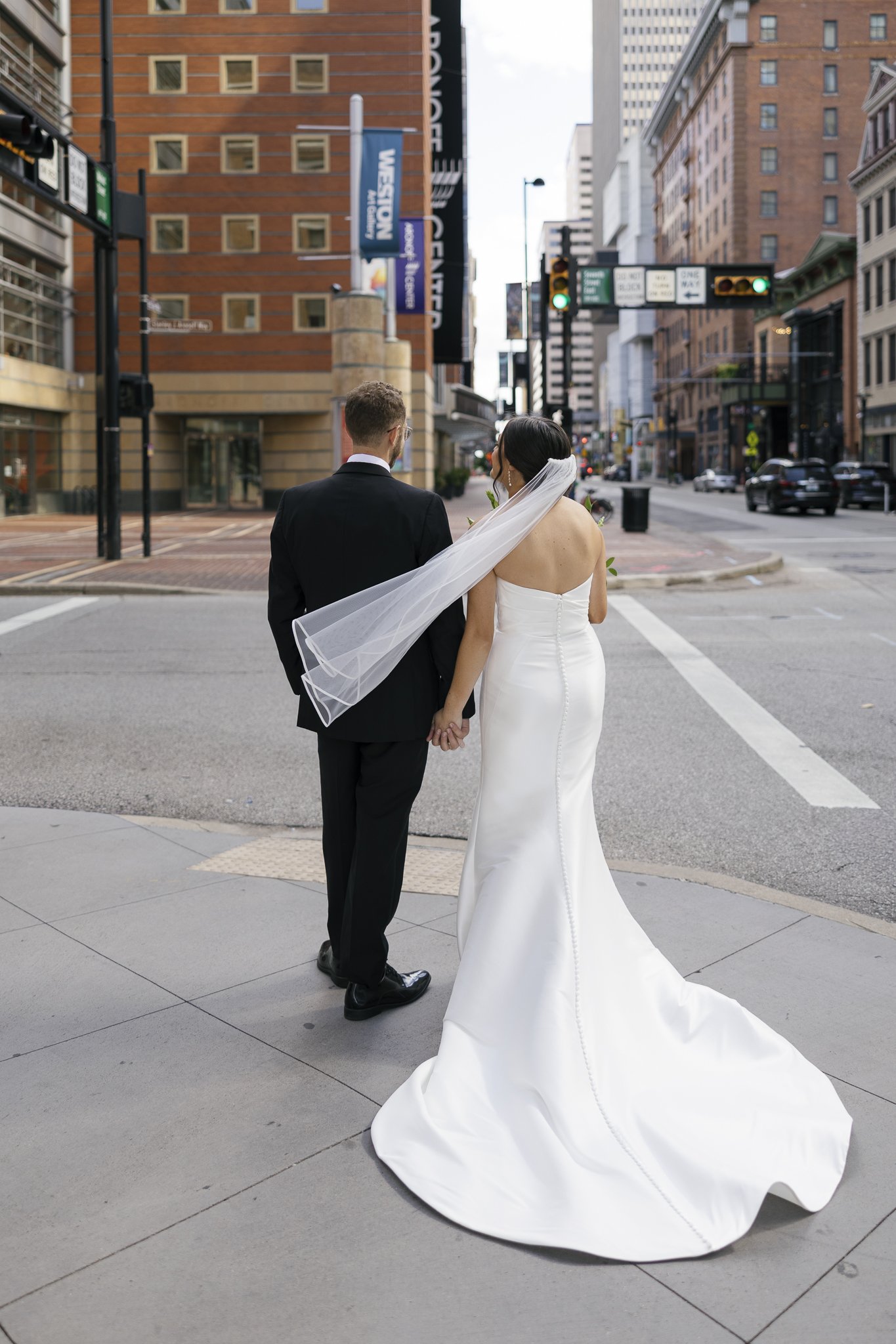 FischerWedding-TheLempicka-35mmFilm-120Film-CincinnatiWedding-5346.jpg