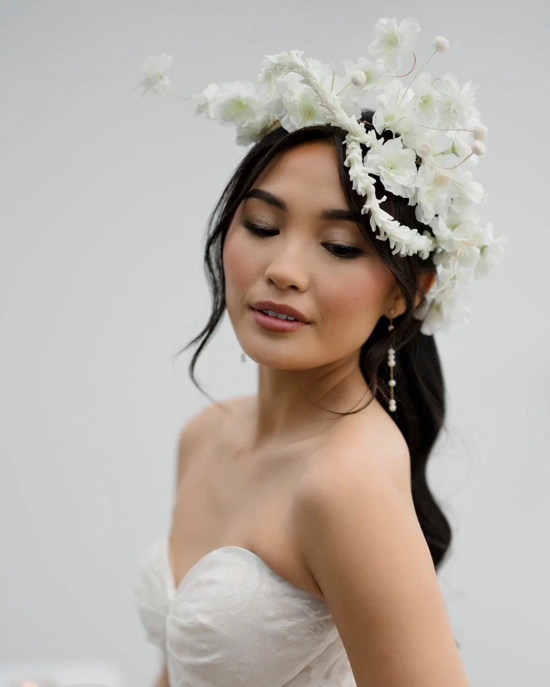 You deserve to feel like this on your wedding day. Confident. beautiful. completely yourself. I&rsquo;ll guide you just enough&mdash;never too much.

2027 dates are filling quickly 🤍

🏷️
Hosts: @jessicablackburnphotography @brandypaigephotography
F