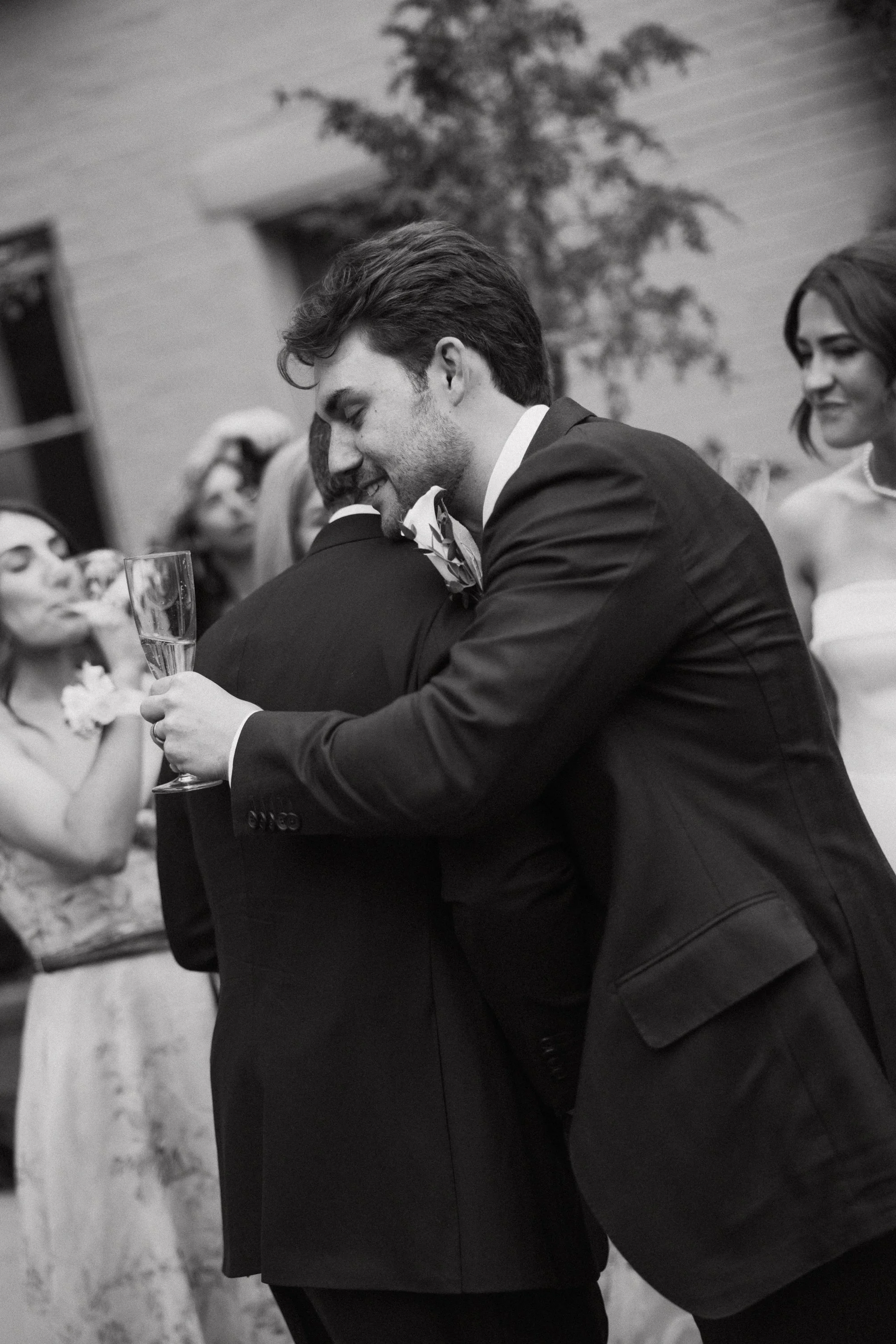Bri+Nick-CincinnatiWeddingPhotographer-Film-35mm-120-9576.jpg