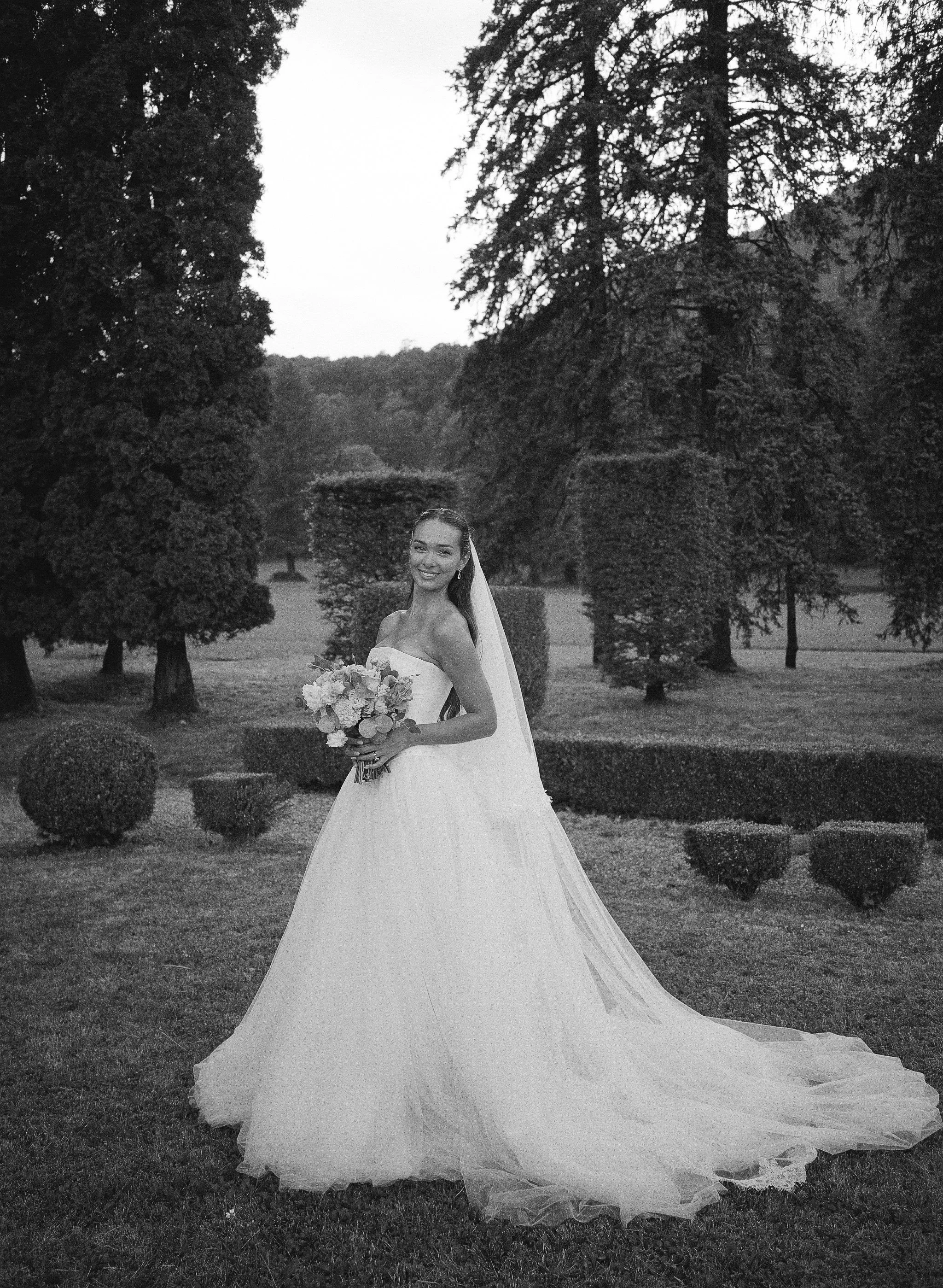 Sophia+Nick-Italy-Destination-CincinnatiWeddingPhotographer-Film-35mm-120-513.jpg