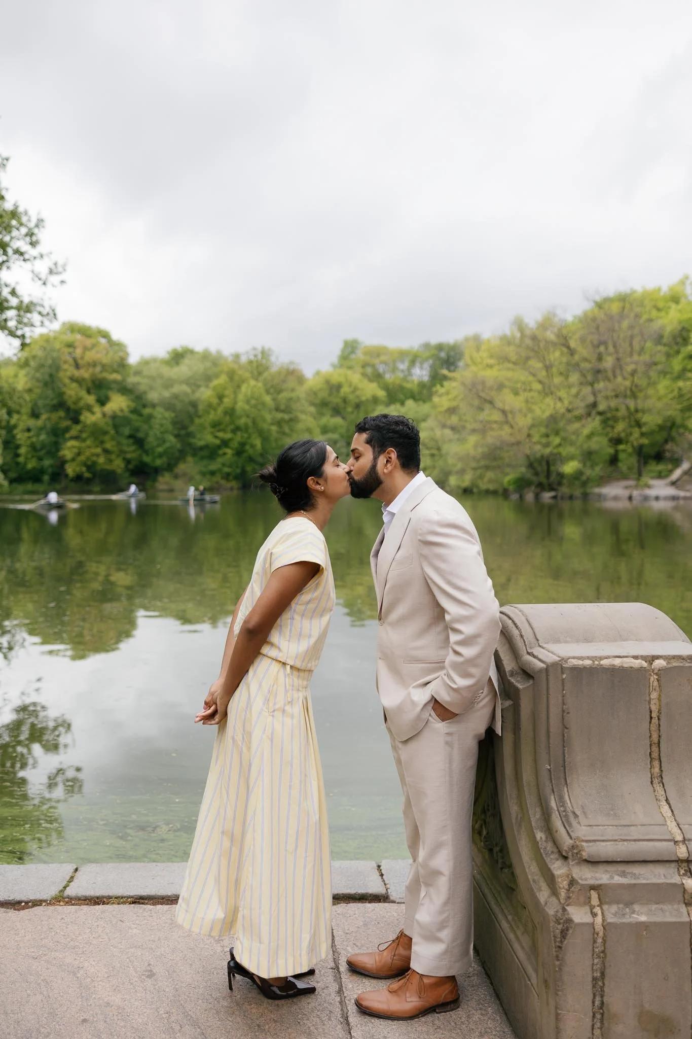 Atiya+Vikranth-CentralPark-NYC-NewYorkCity-JuliaHunterPhotography-Cincinnati-2306.jpg