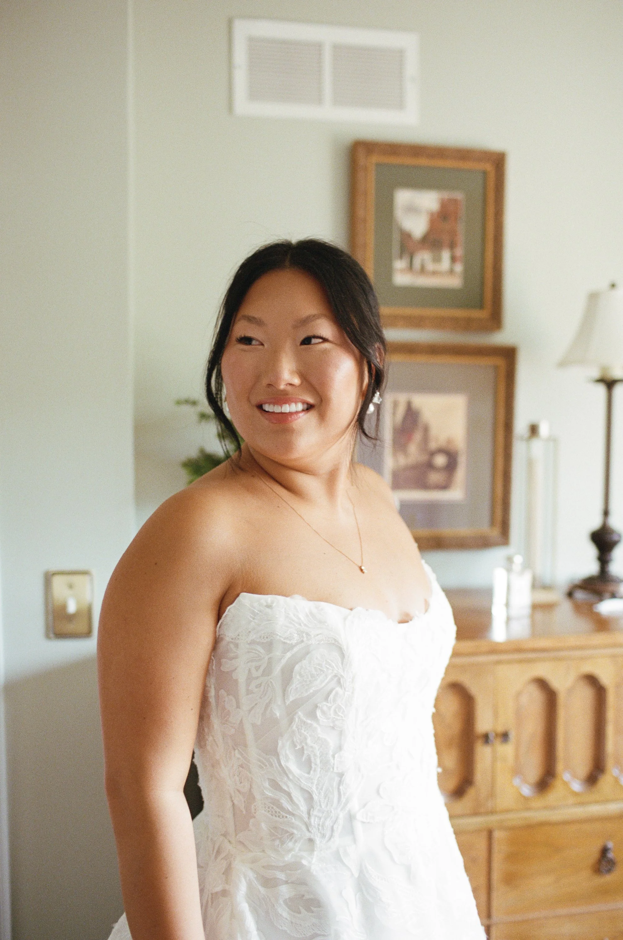 CincinnatiClub-Film-CincinnatiWeddingPhotographer-Film-35mm-120-3.jpg
