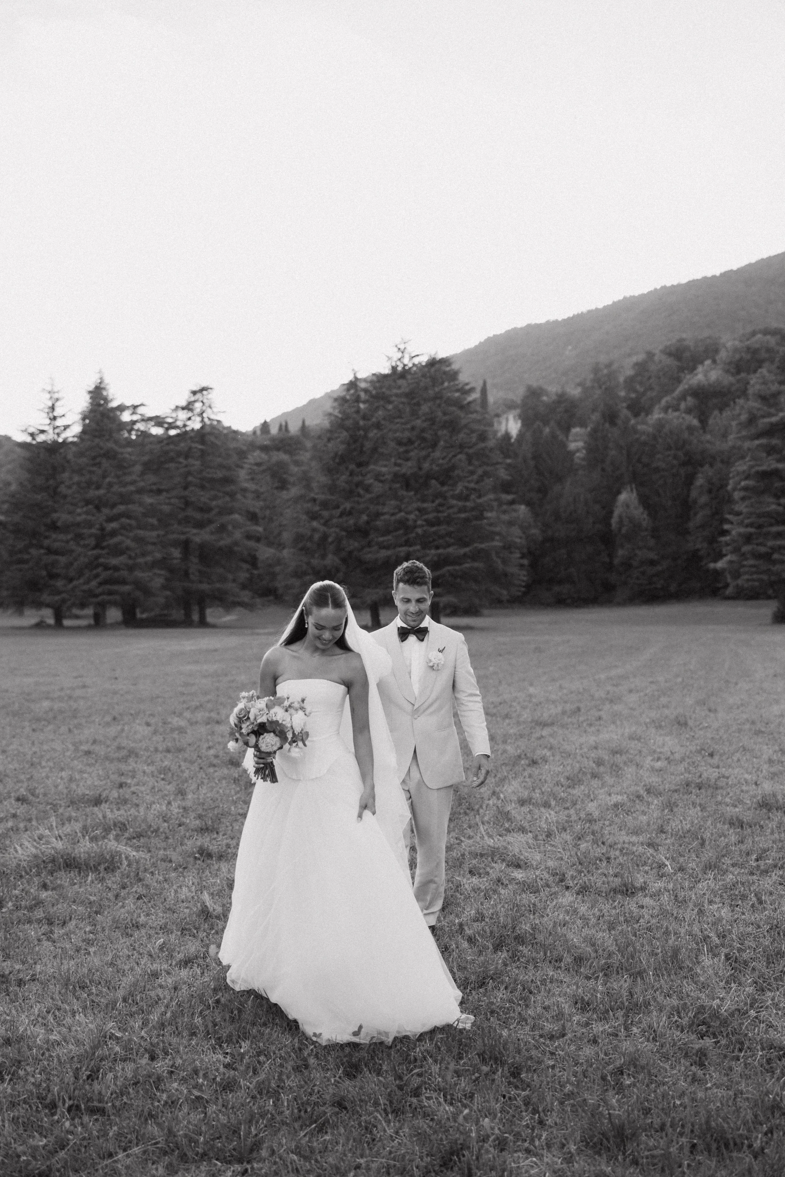 Sophia+Nick-Italy-Destination-CincinnatiWeddingPhotographer-Film-35mm-120-2-24.jpg