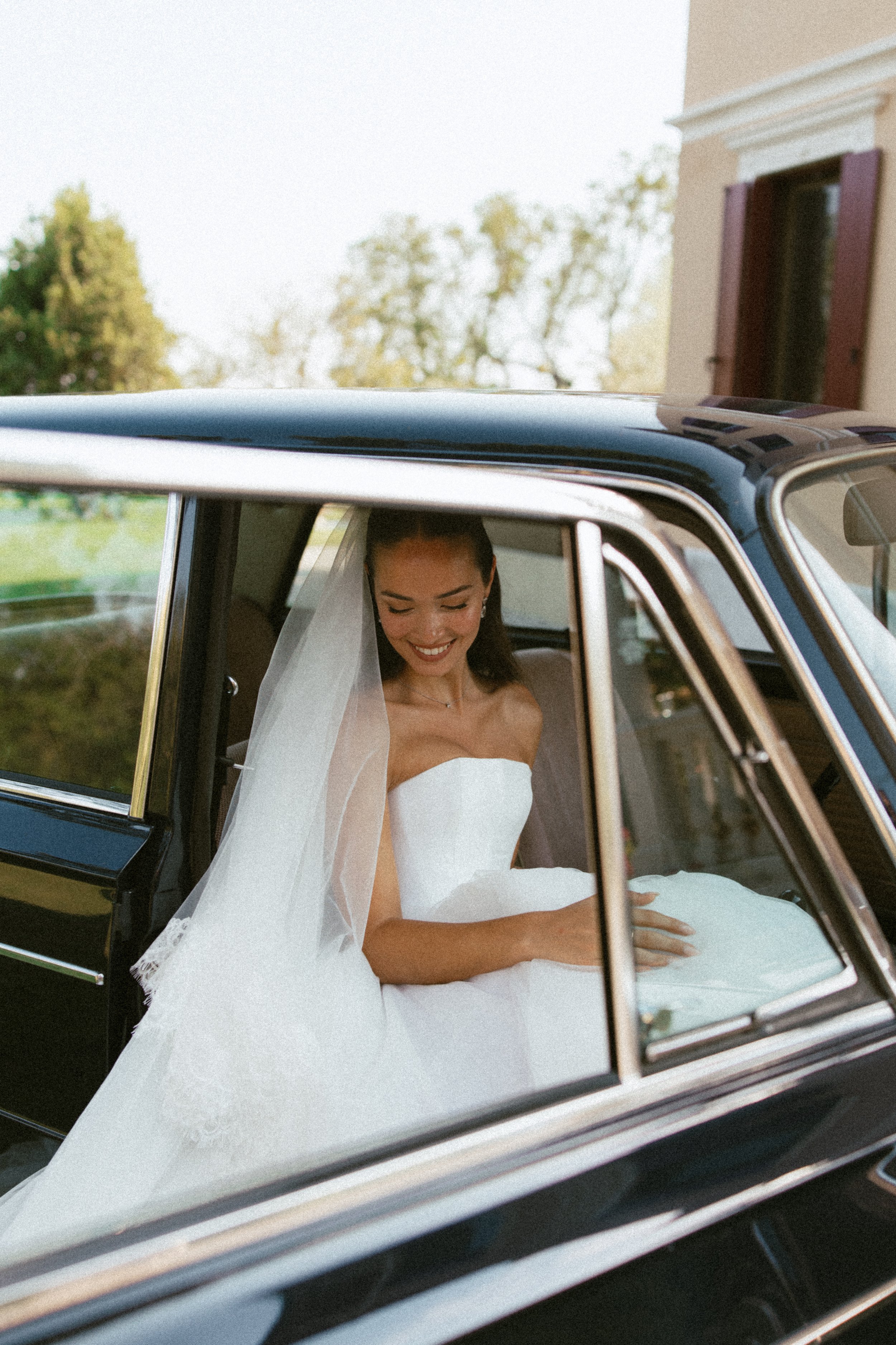 Sophia+Nick-Italy-Destination-CincinnatiWeddingPhotographer-Film-35mm-120-0695.jpg