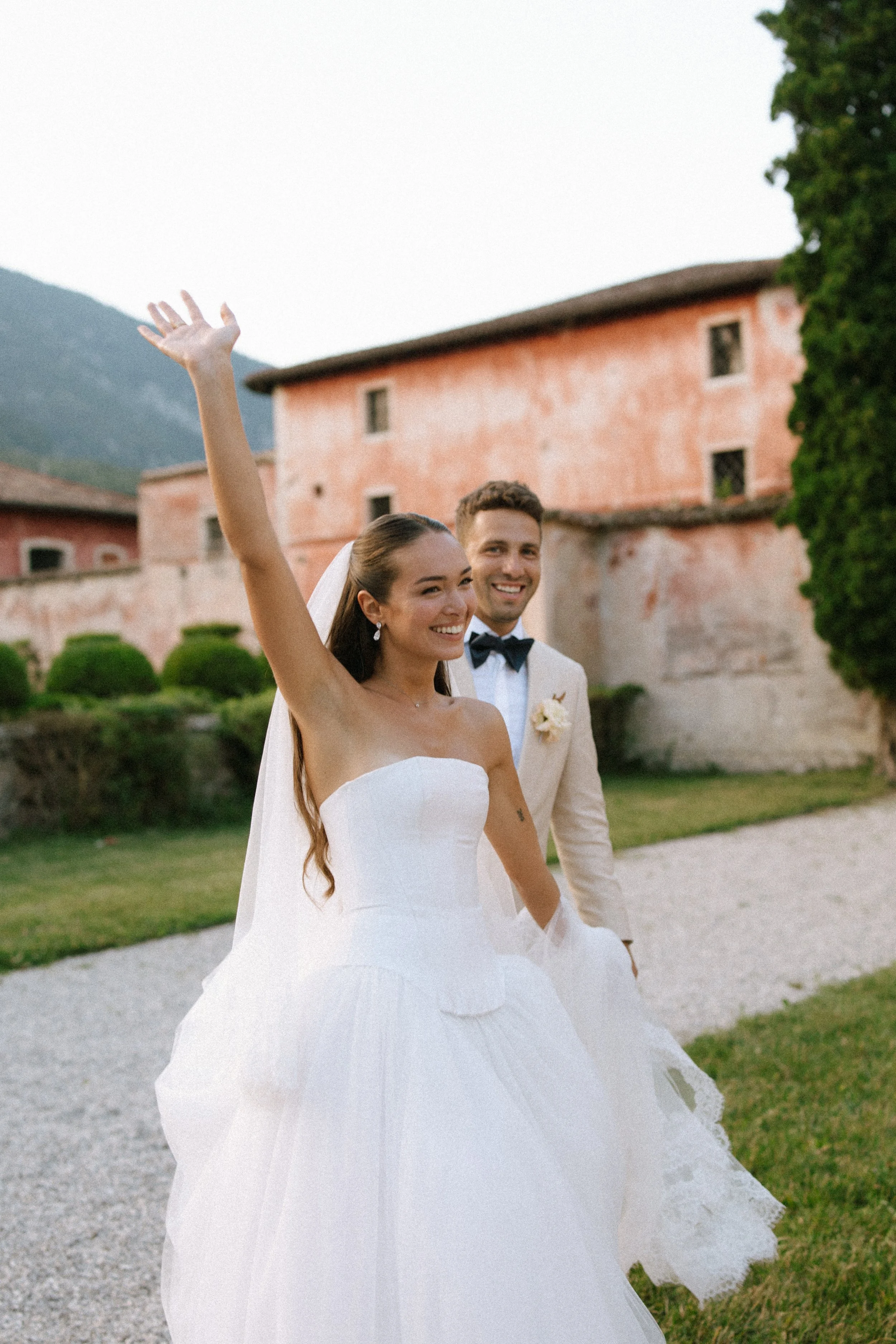Sophia+Nick-Italy-Destination-CincinnatiWeddingPhotographer-Film-35mm-120-0961.jpg