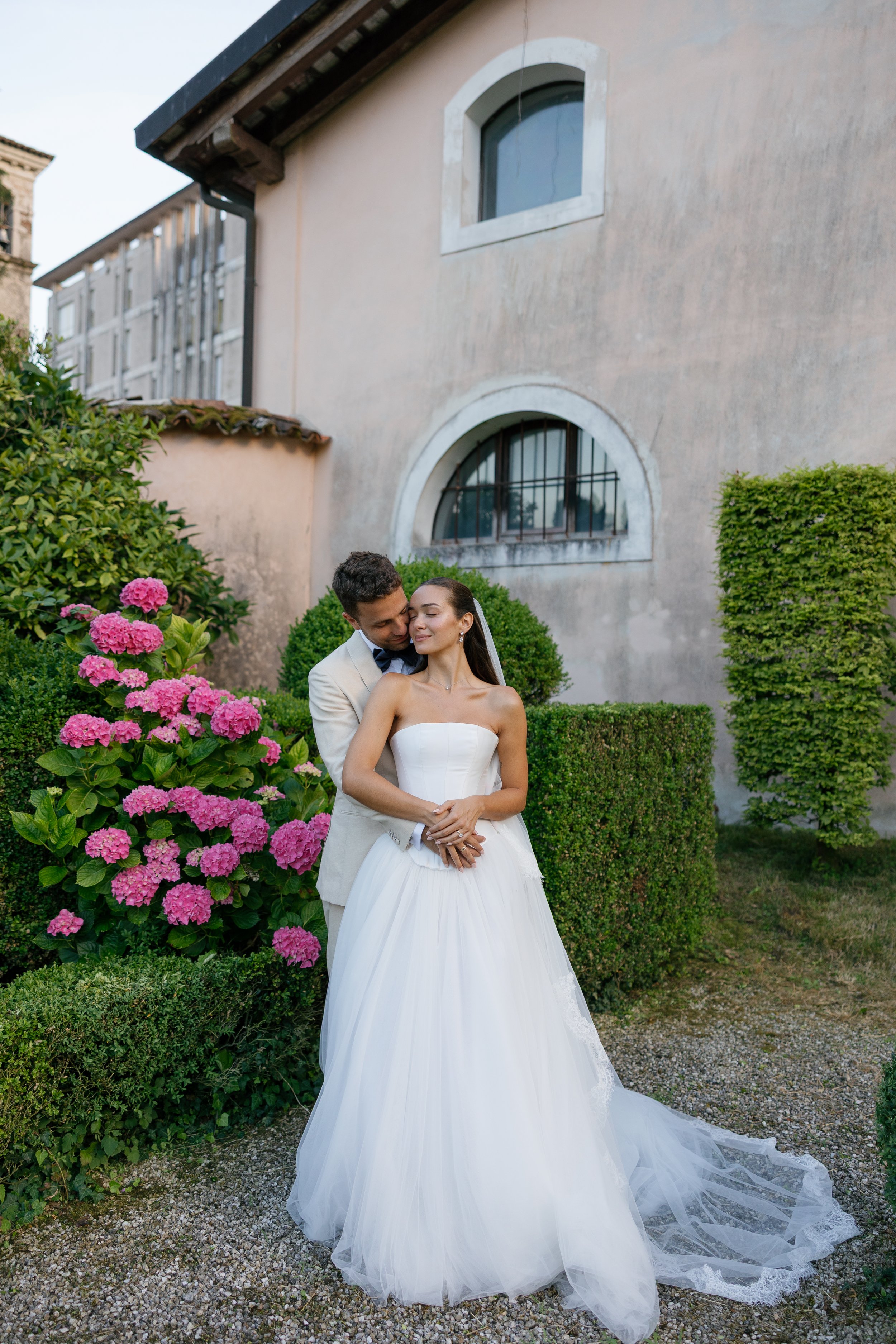Sophia+Nick-Italy-Destination-CincinnatiWeddingPhotographer-Film-35mm-120-2-27.jpg