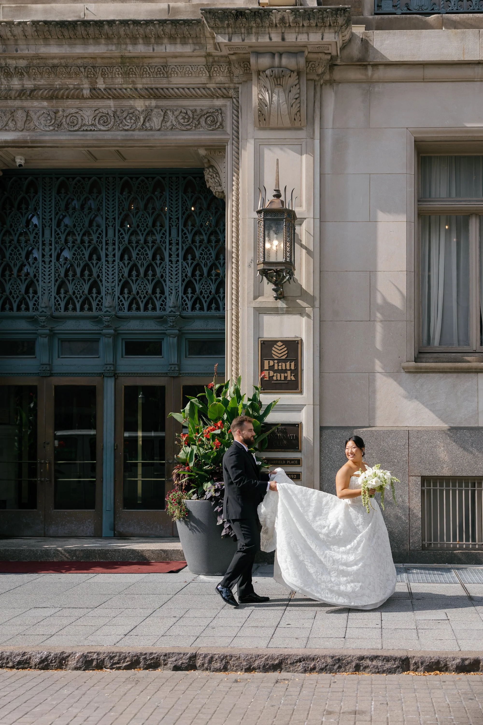 CincinnatiClub-CincinnatiWeddingPhotographer-Film-35mm-120-49.jpg