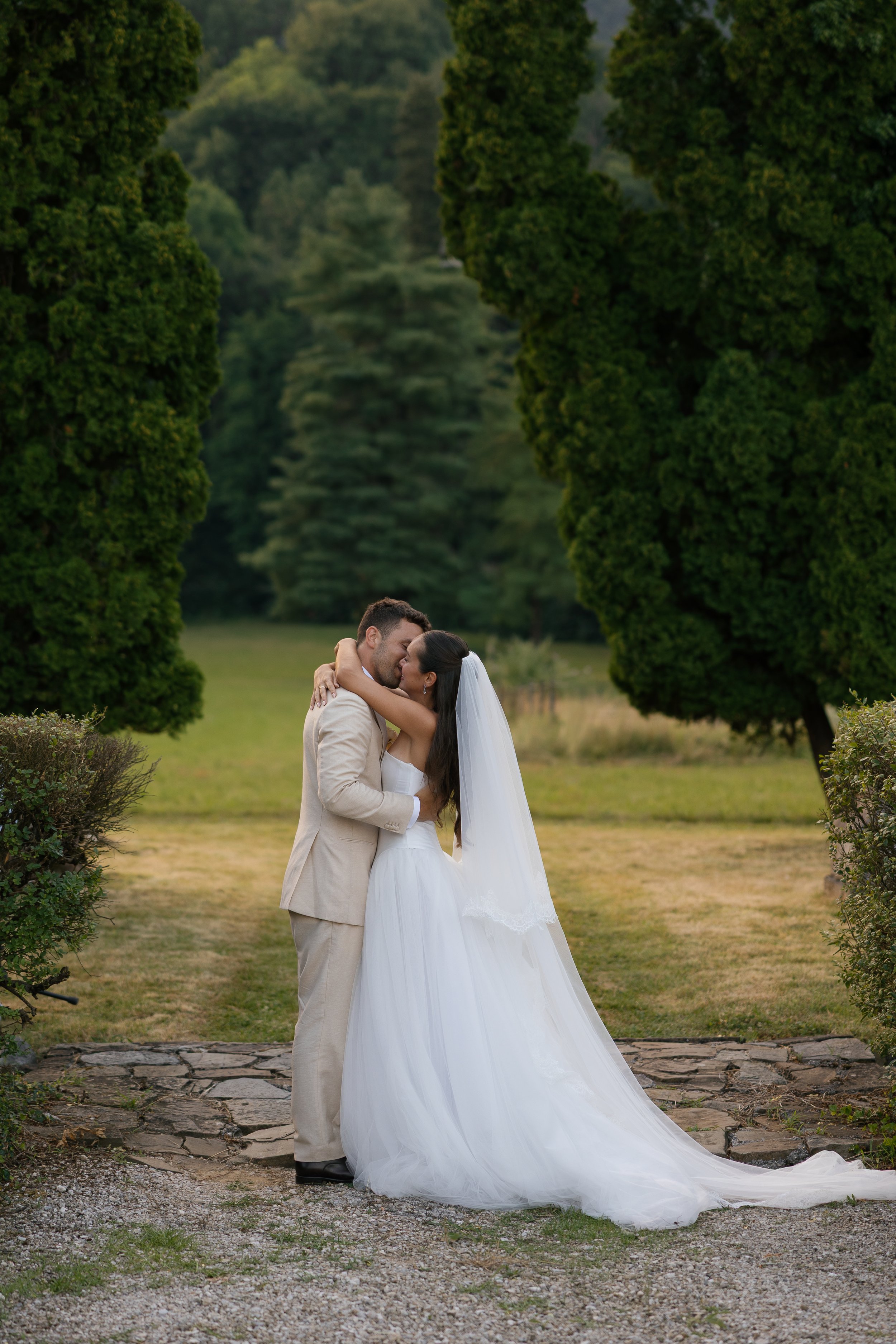Sophia+Nick-Italy-Destination-CincinnatiWeddingPhotographer-Film-35mm-120-2-9.jpg