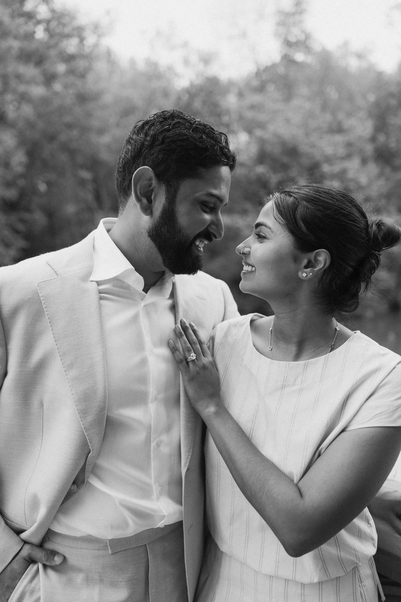 Atiya+Vikranth-CentralPark-NYC-NewYorkCity-JuliaHunterPhotography-Cincinnati-1933-2.jpg