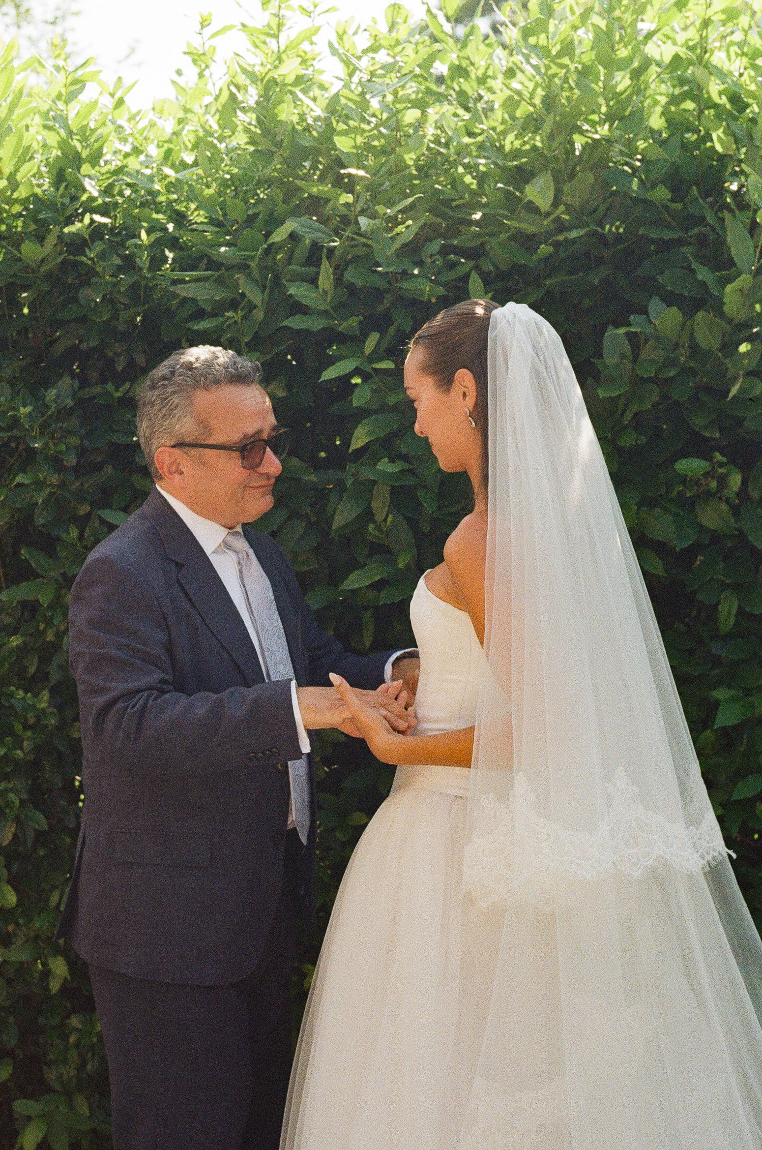 Sophia+Nick-Italy-Destination-CincinnatiWeddingPhotographer-Film-35mm-120-196.jpg
