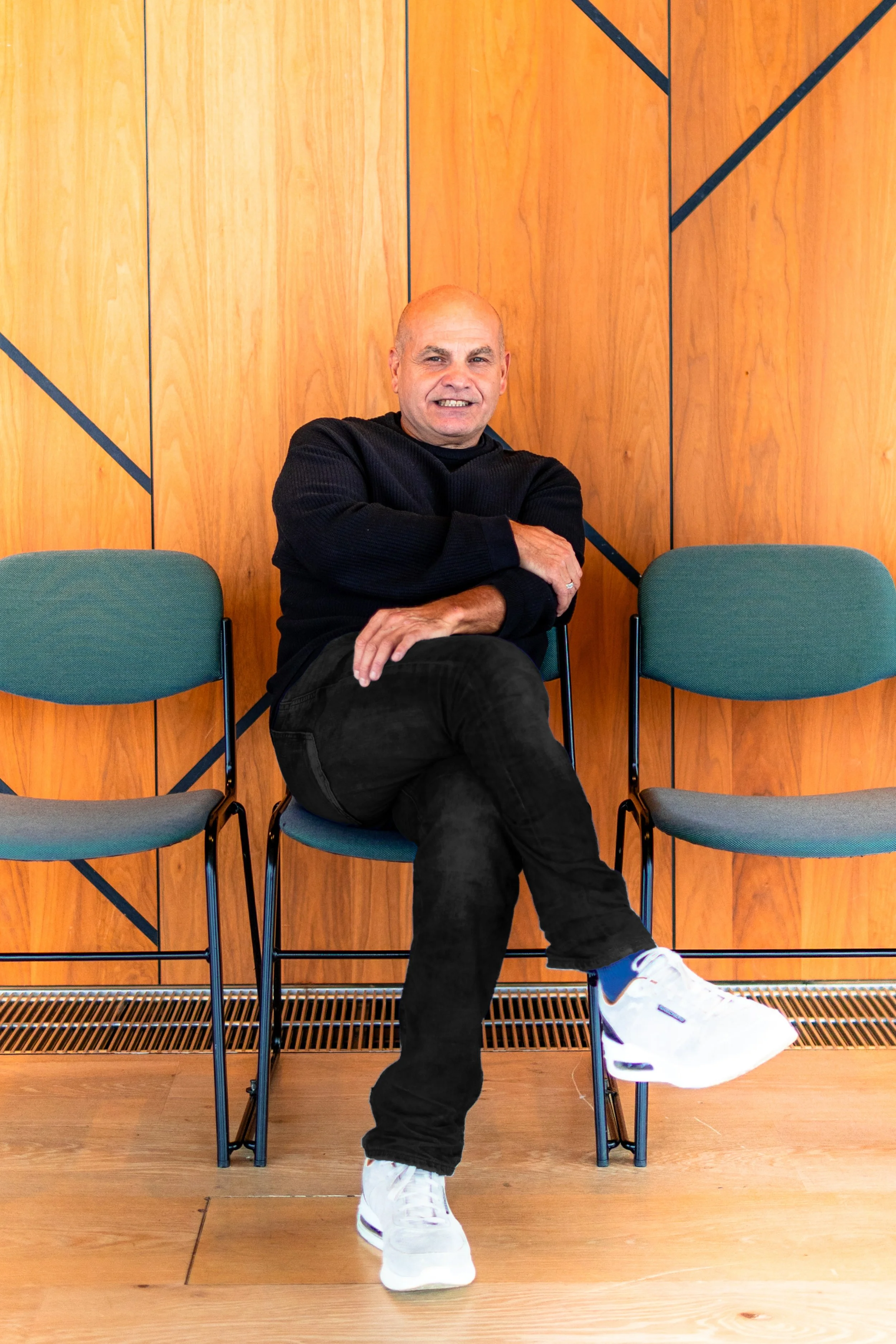 NighthawkStudio-Robert R Headshots-21.jpg