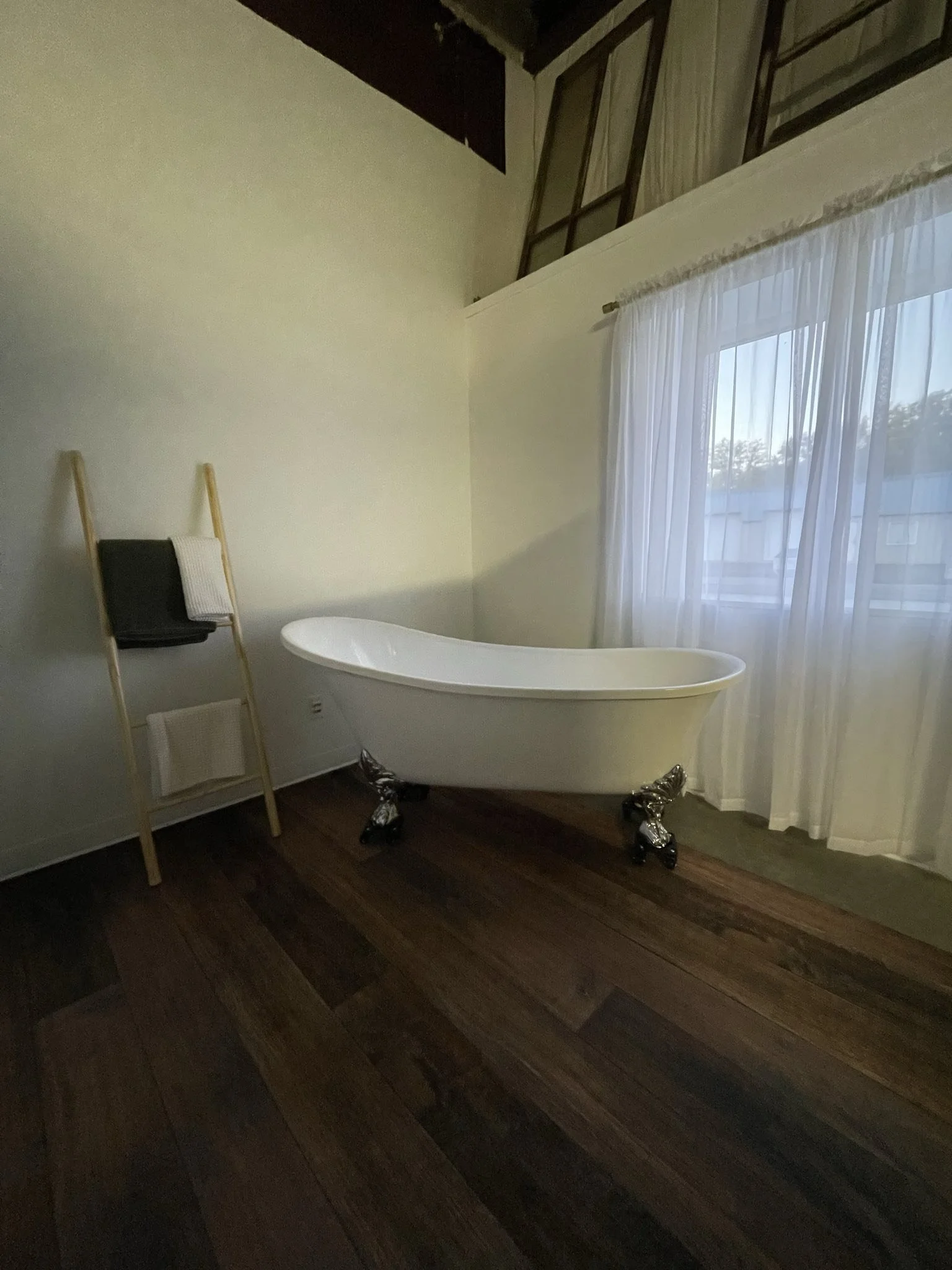 JPEG image-4A5D-A718-7C-0.jpeg