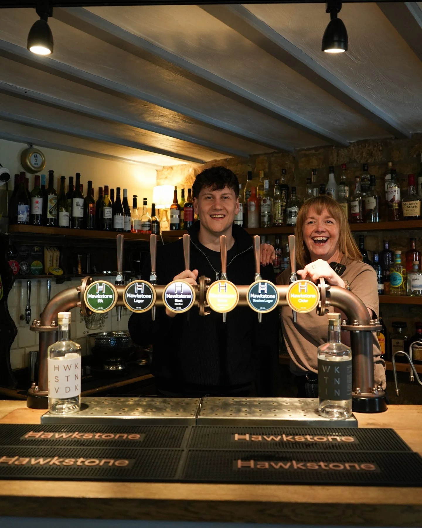 The dream team 🤝🍻
Michelle and Alex = one very serious upgrade behind the bar.
Safe to say we&rsquo;re pretty chuffed with this one.

@hawkstone

#behindthebar #pubteam #hawkstone